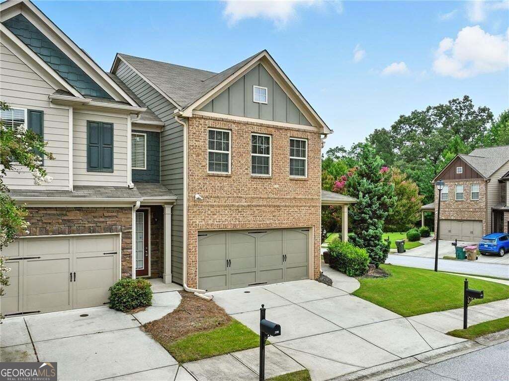 2408 Chancery Mill Lane Property Photo 2