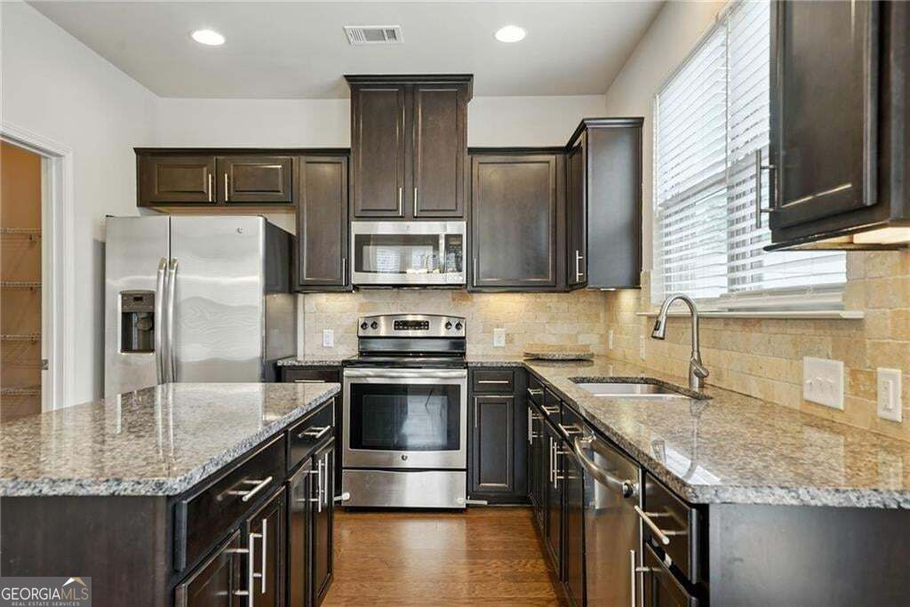 2408 Chancery Mill Lane Property Photo 17