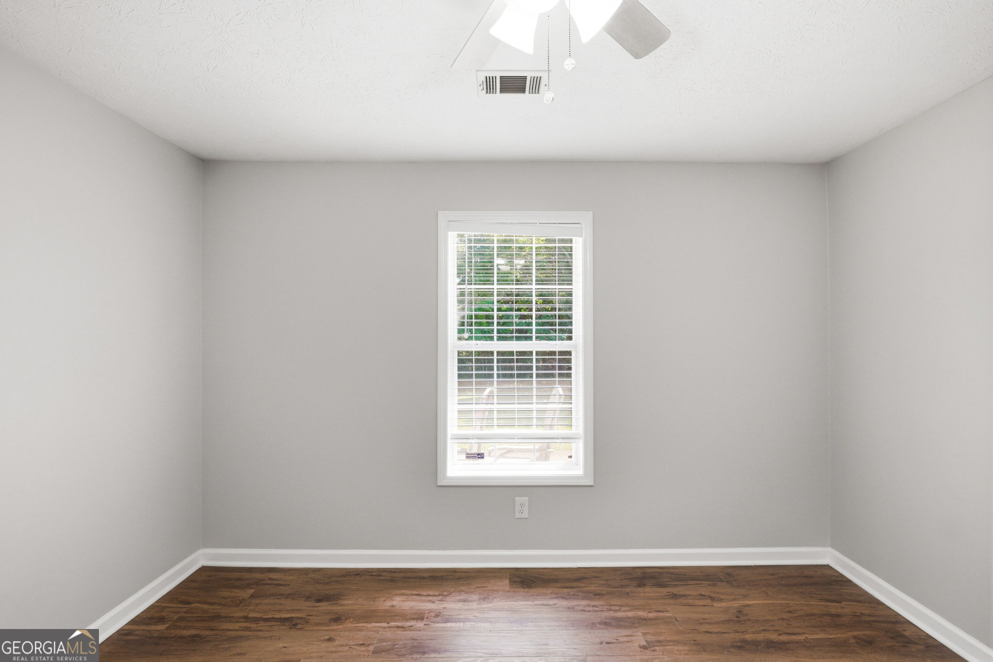 114 Harper Way Property Photo 10