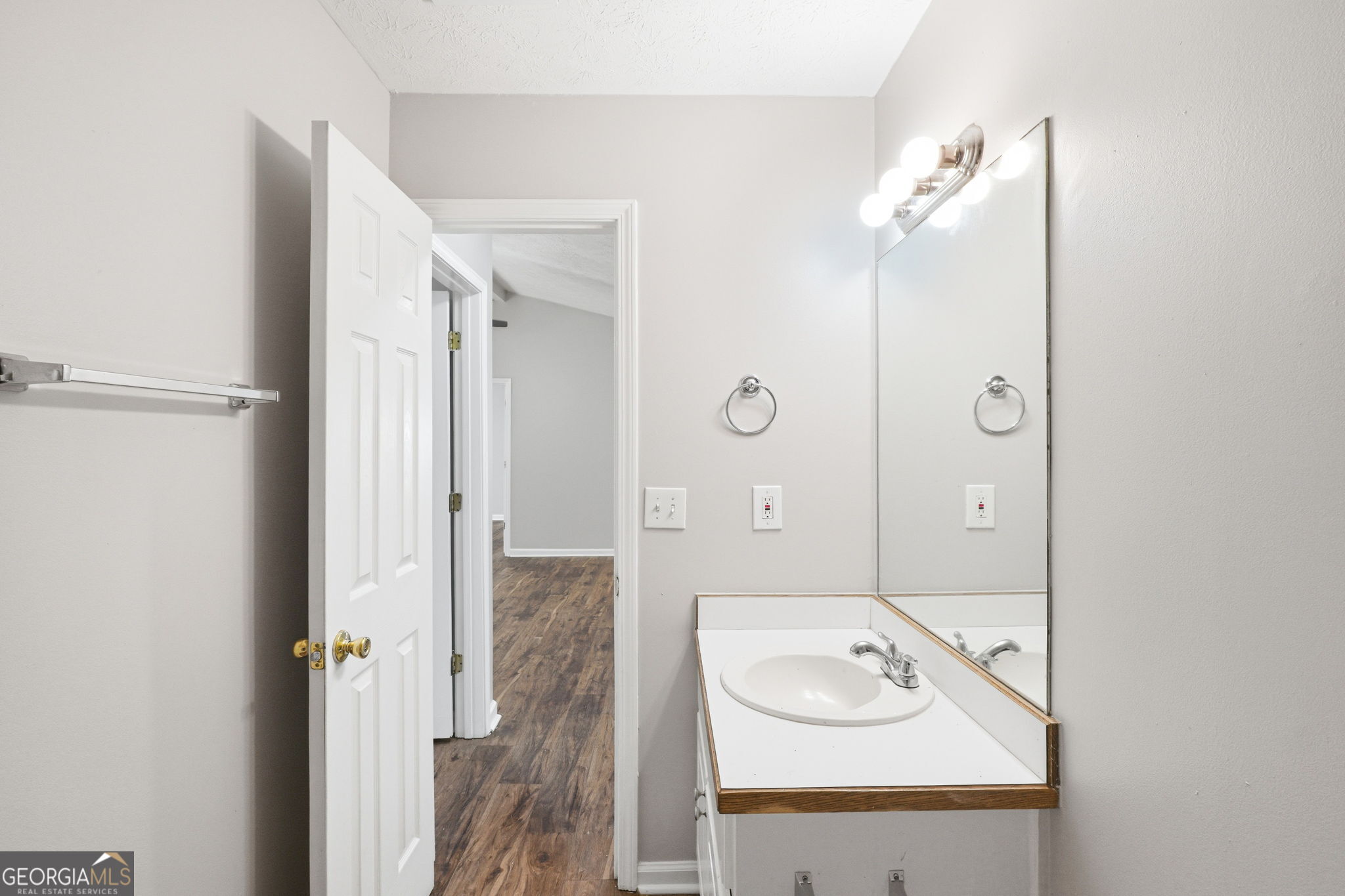114 Harper Way Property Photo 18