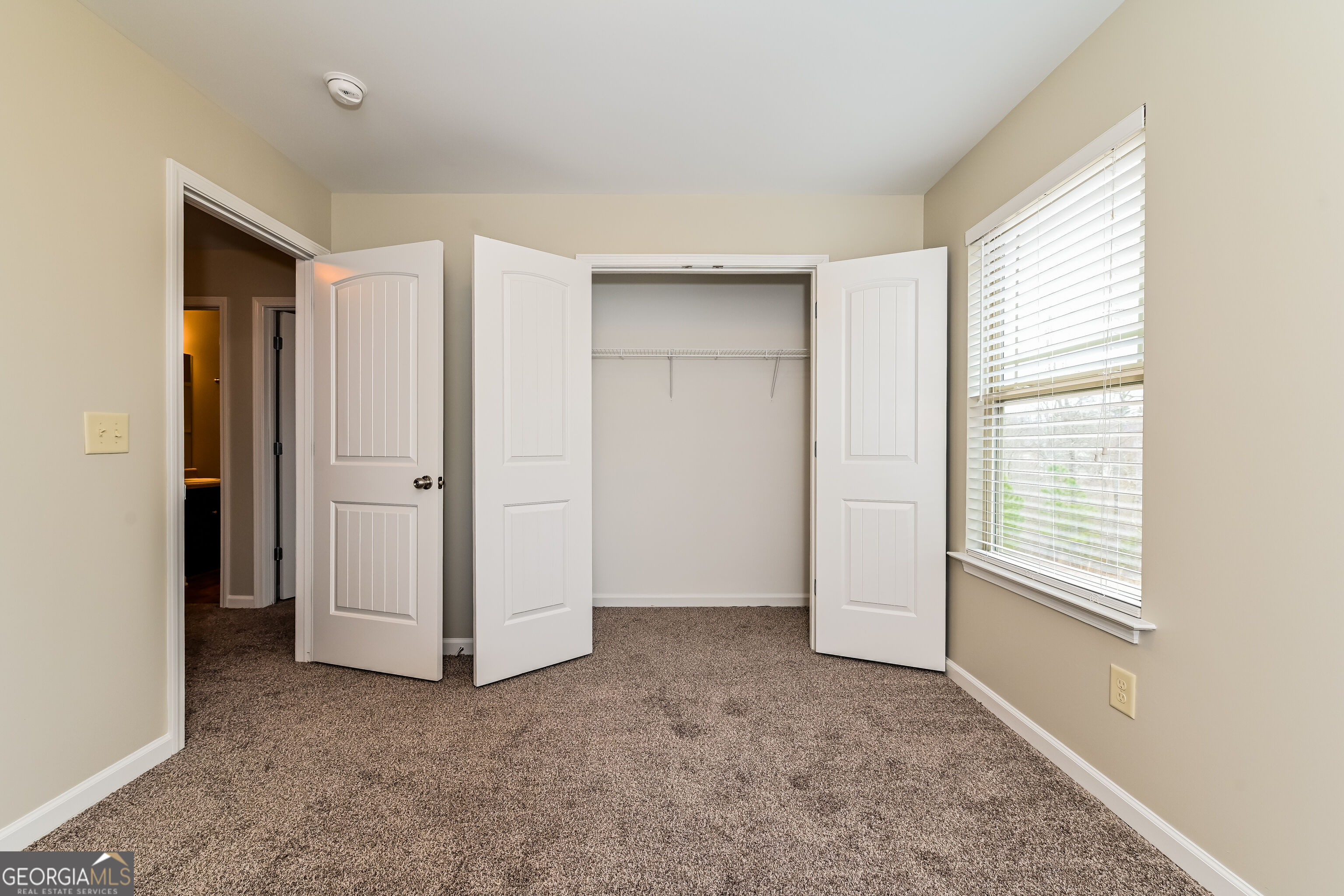 633 Stevens Place Property Photo 10