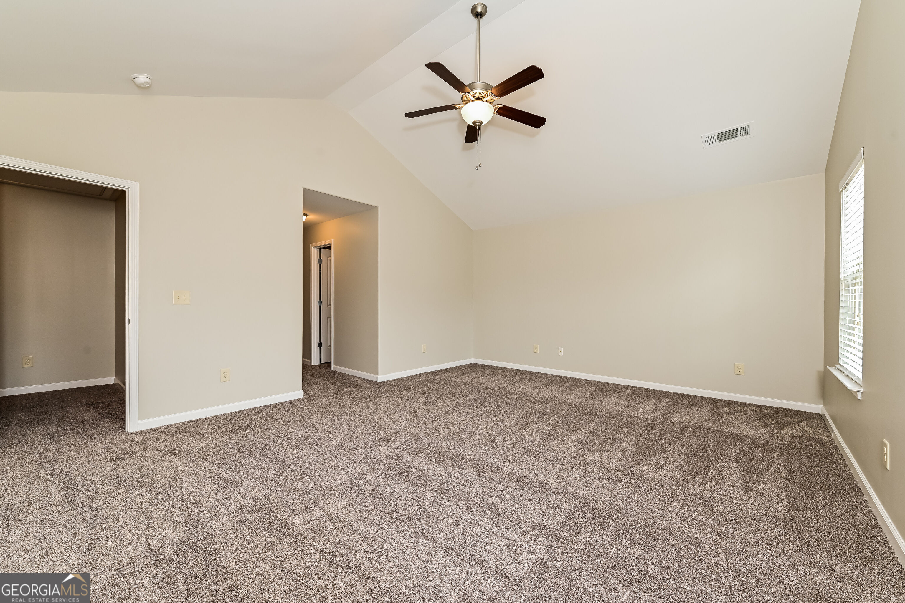 633 Stevens Place Property Photo 11