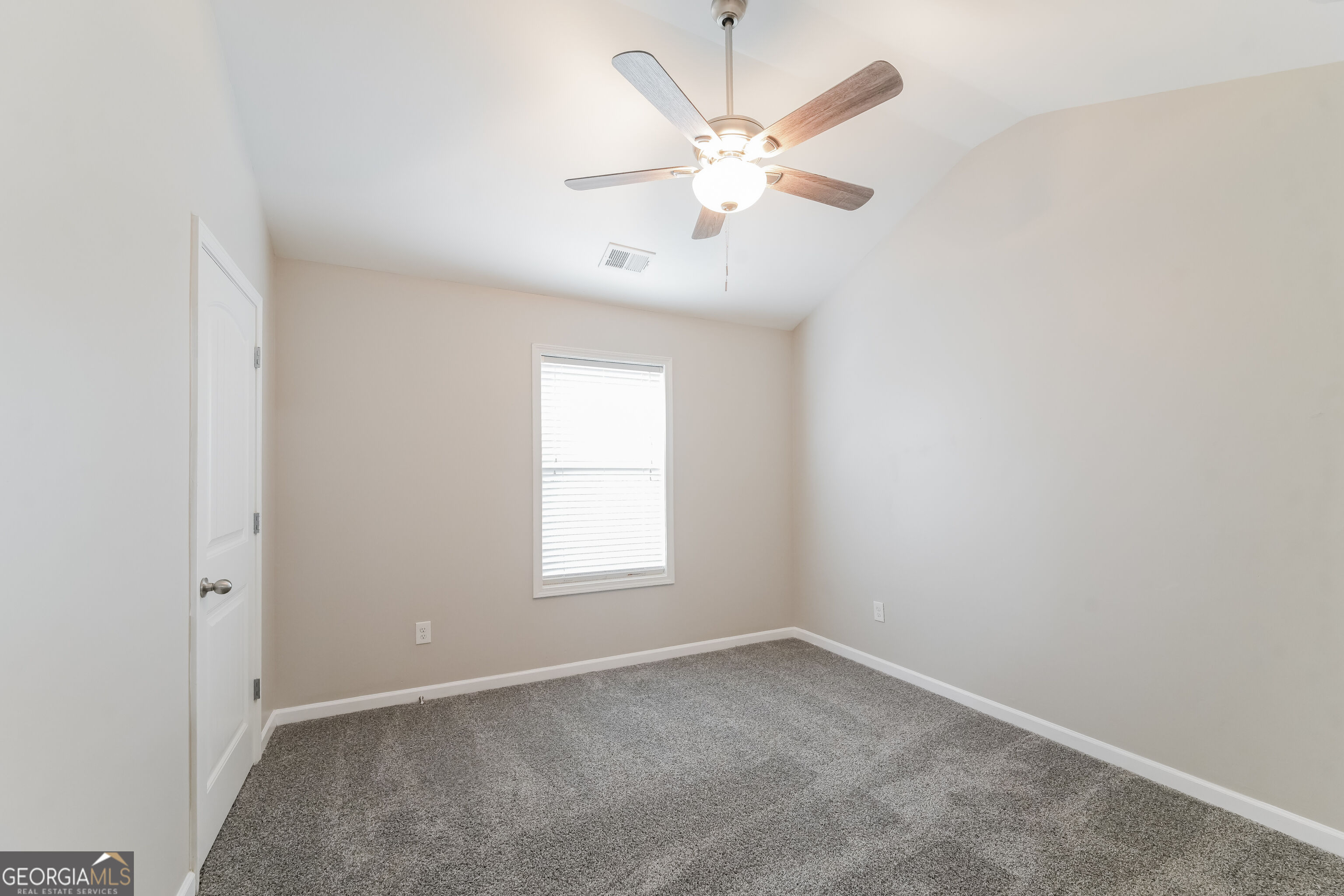 17 Wyndham Court Se Property Photo 16