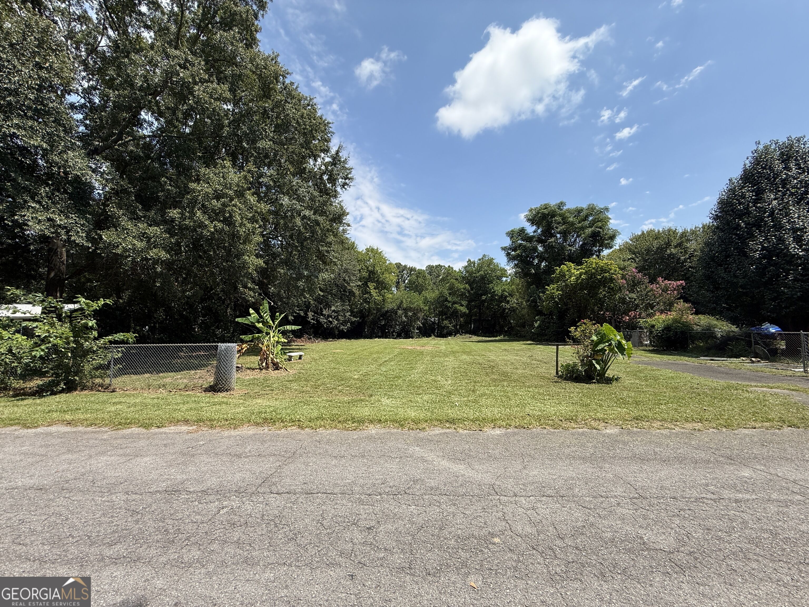 140 Virginia East Avenue Property Photo 1