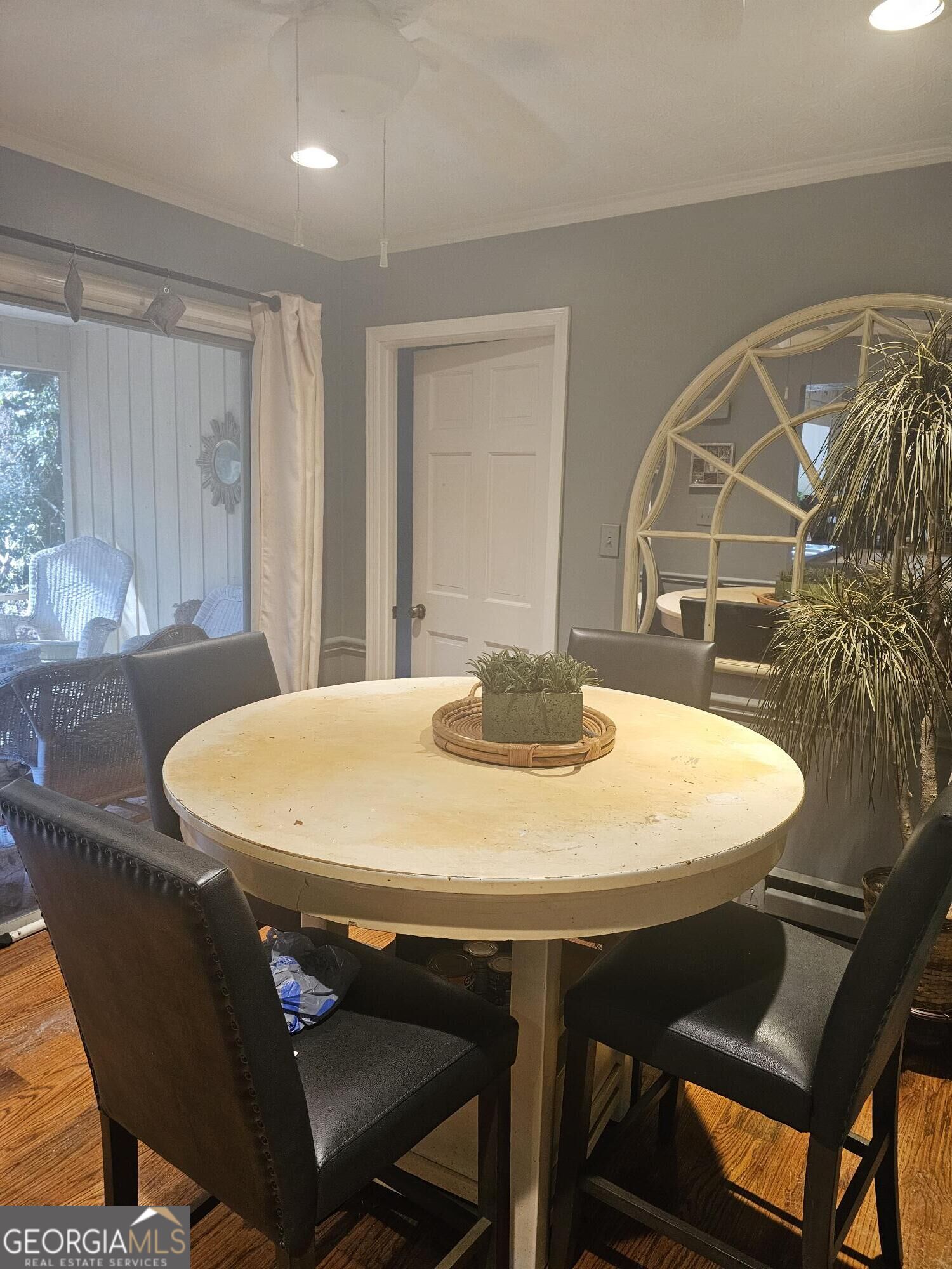 1623 Hidden Hills Parkway Property Photo 3
