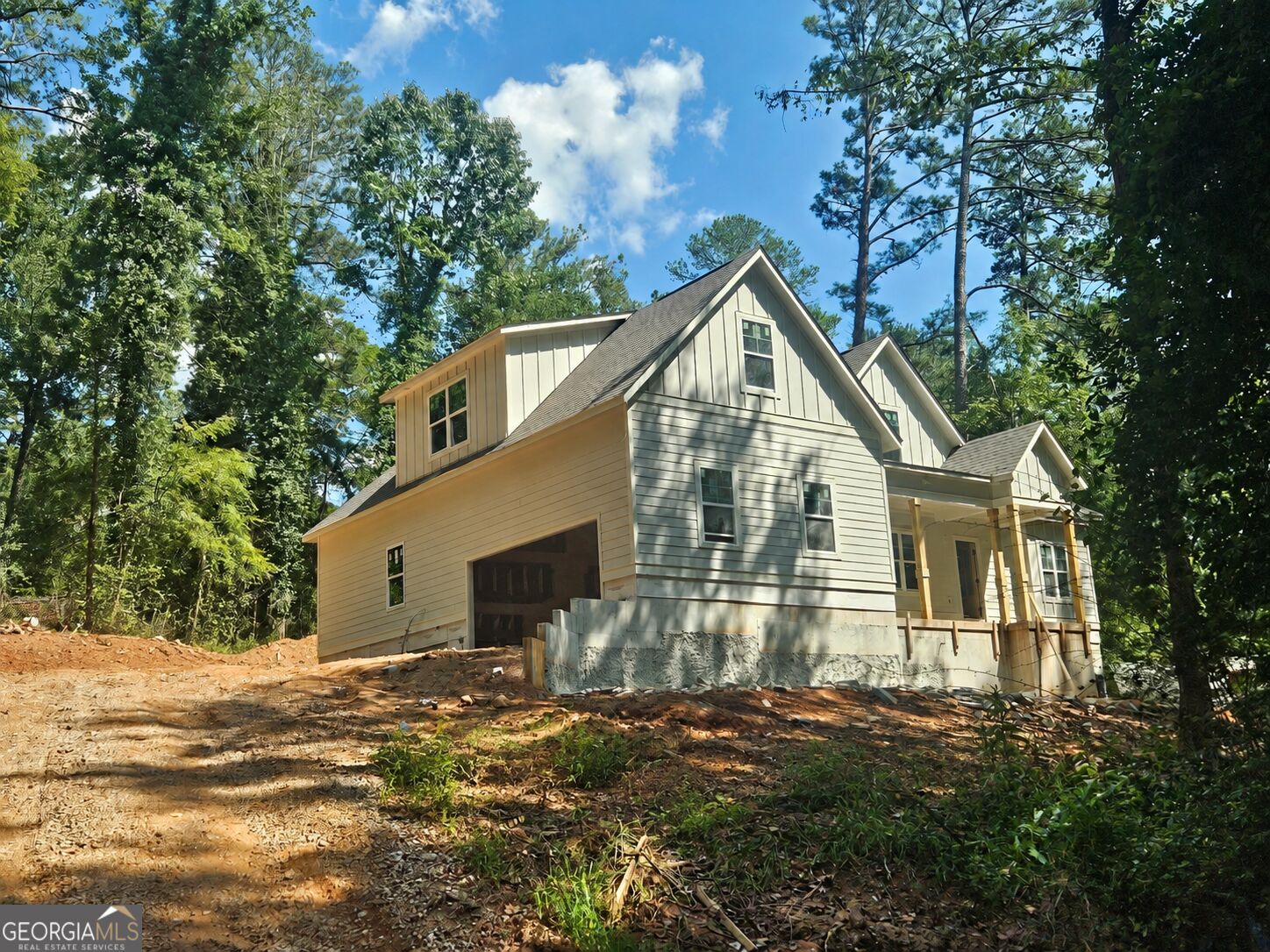 560 Fortson Road Property Photo 2