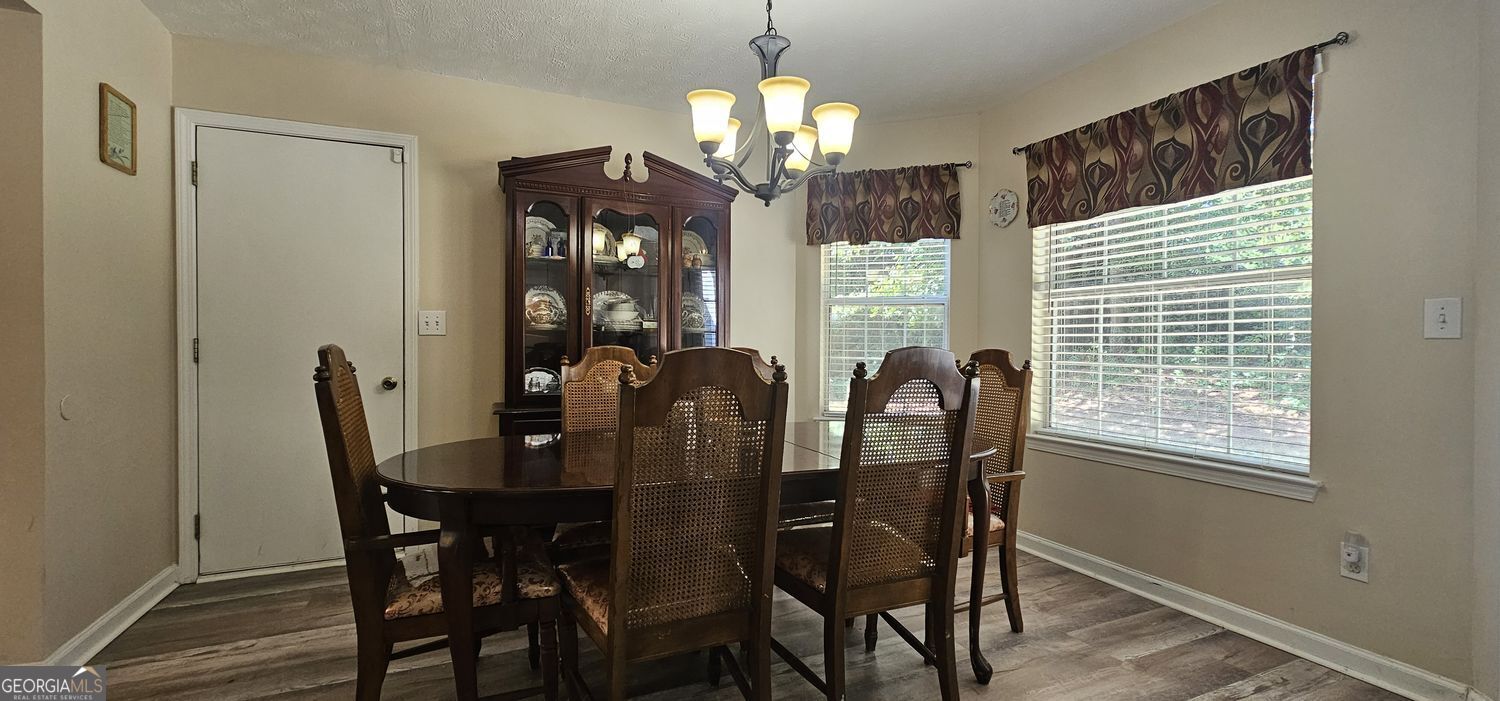 661 Michael Circle Property Photo 7