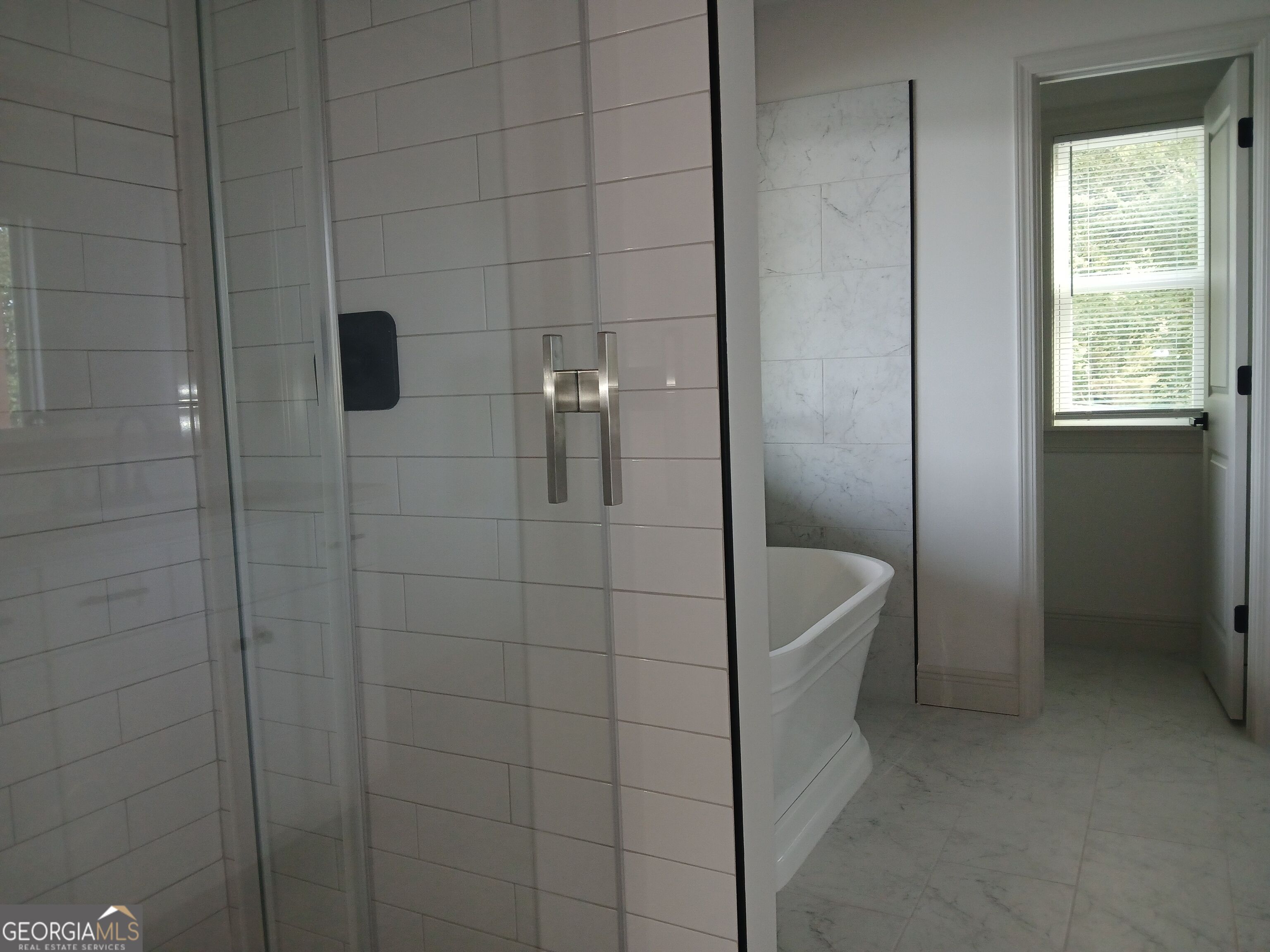 245 Lakeview Drive Property Photo 17