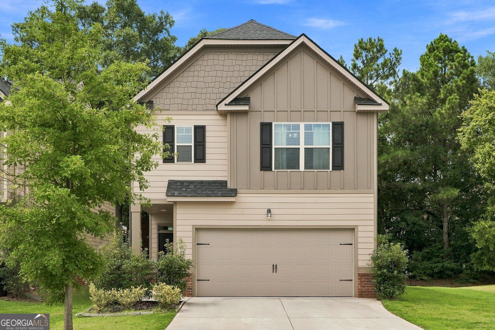 195 Barshay Drive Property Photo 1
