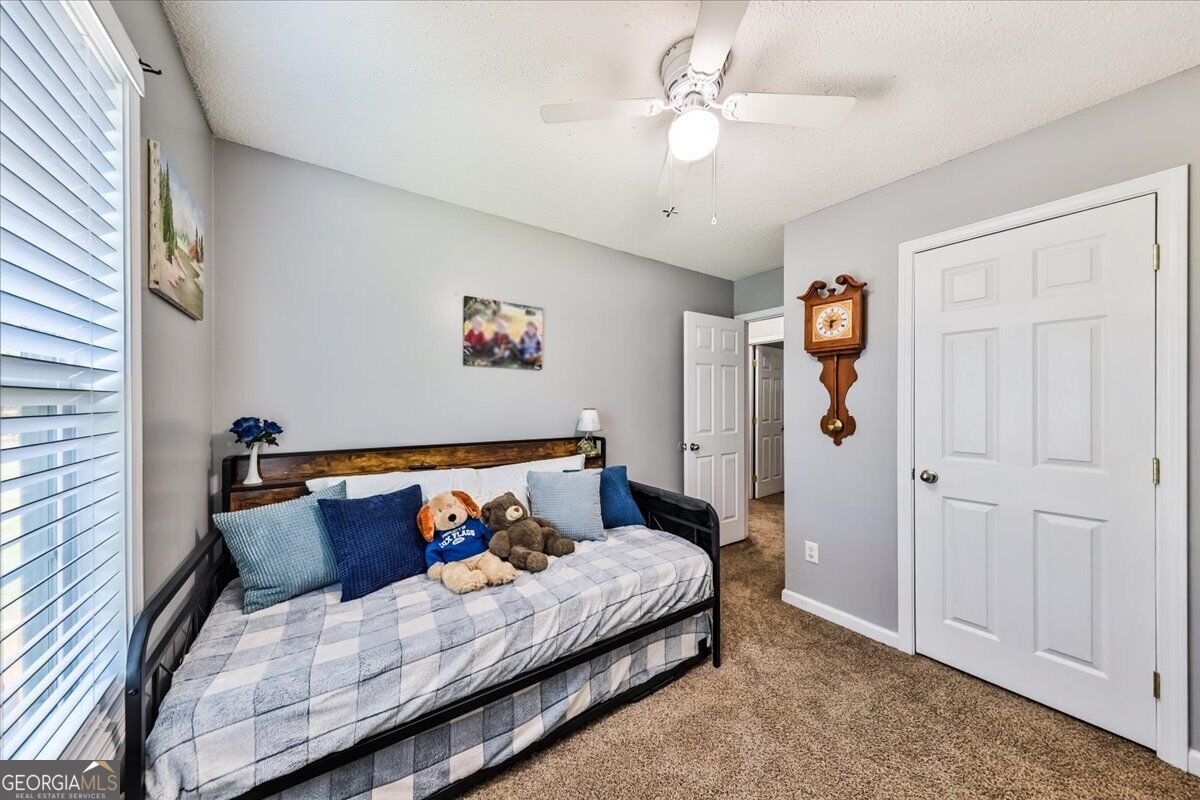 401 Winding Valley Dr. Property Photo 19