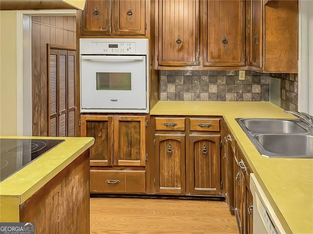 801 S Gordon Avenue Property Photo 10