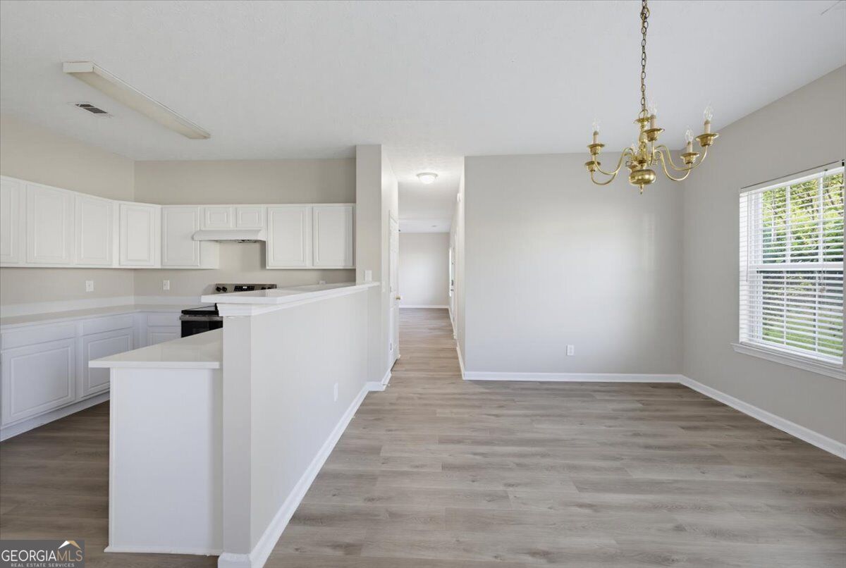 4060 Robin Circle Property Photo 11