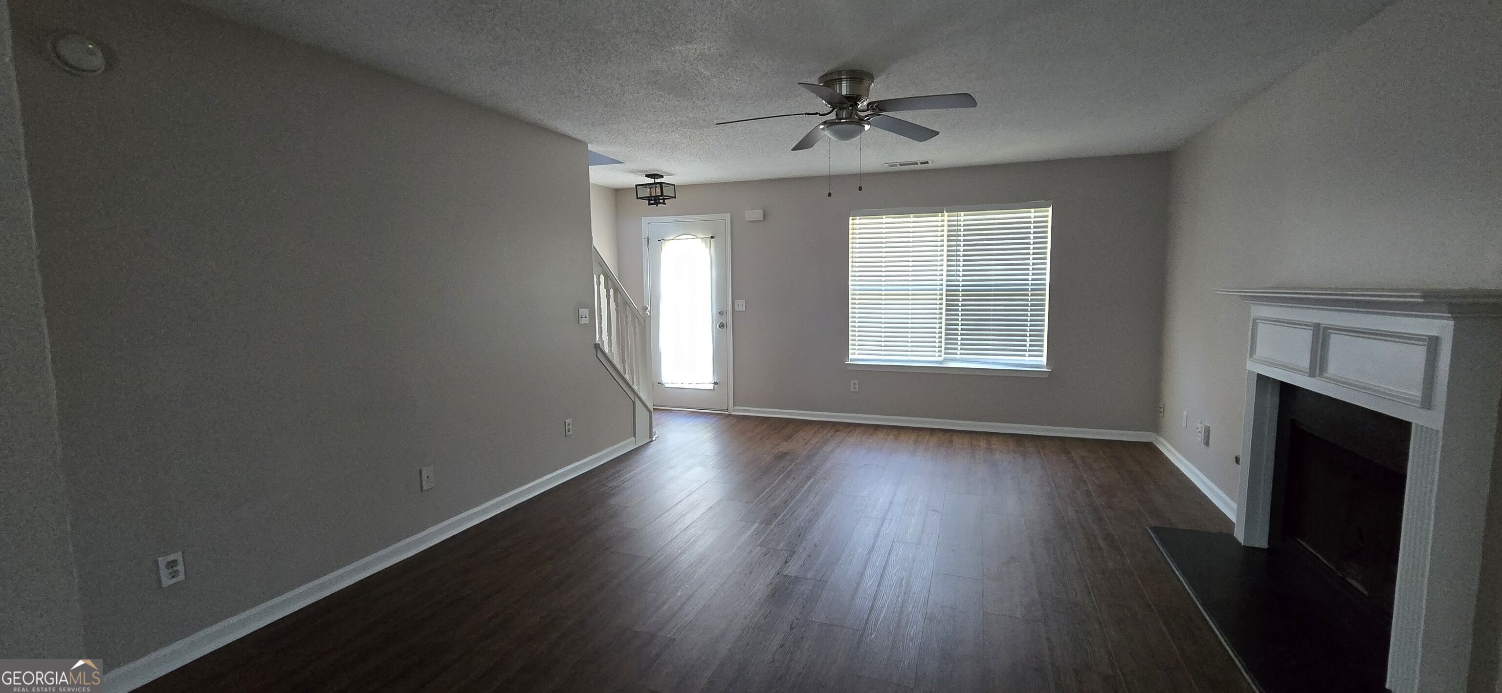 3644 Caseys Cove Property Photo 2