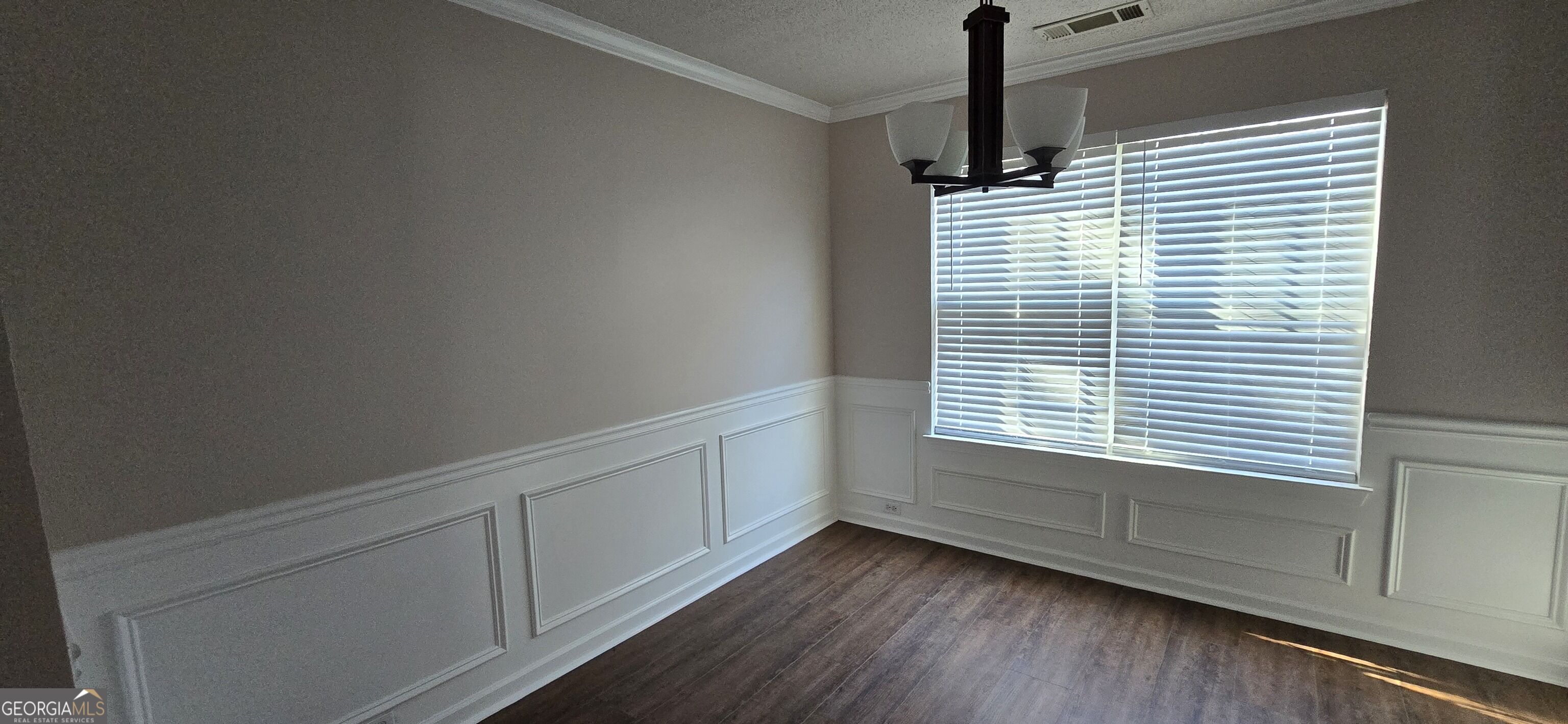 3644 Caseys Cove Property Photo 3