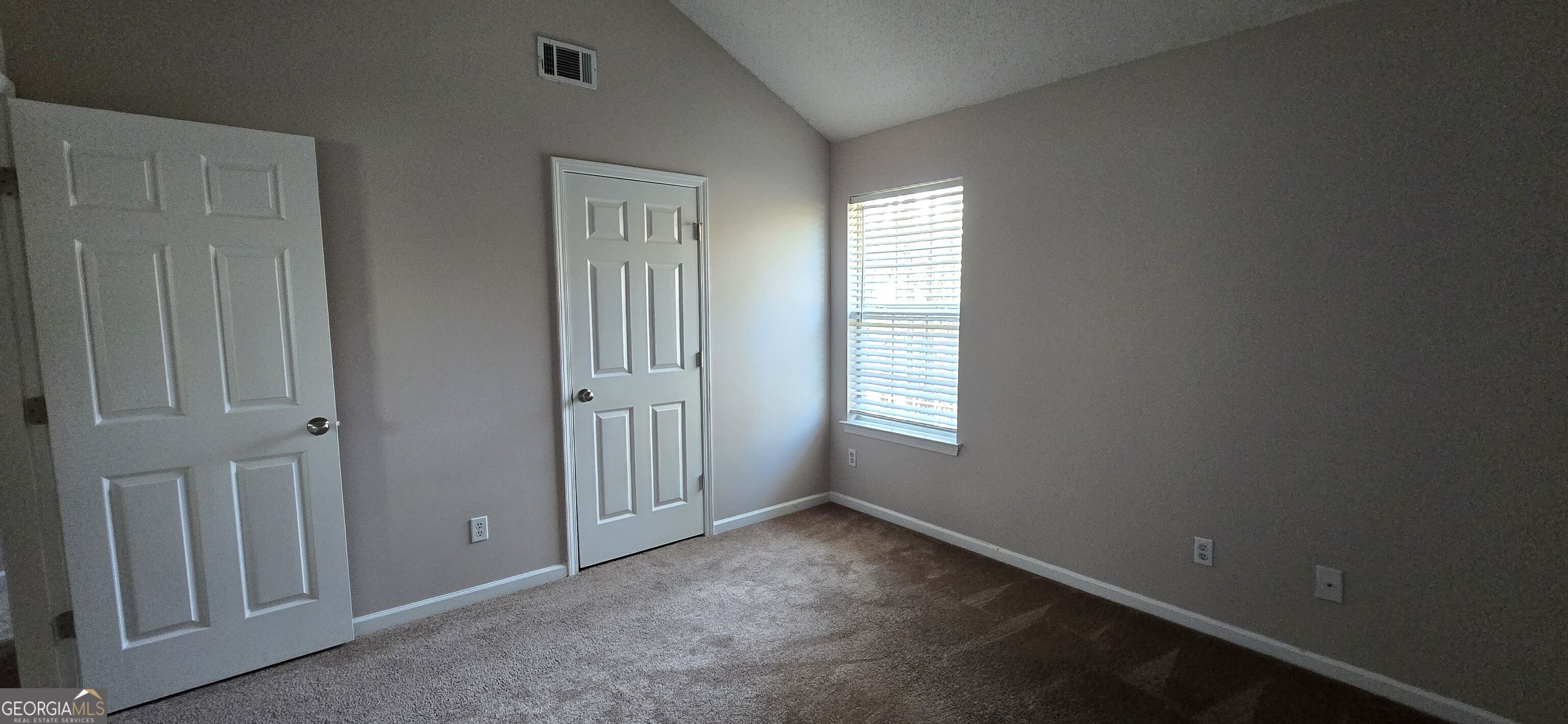 3644 Caseys Cove Property Photo 6