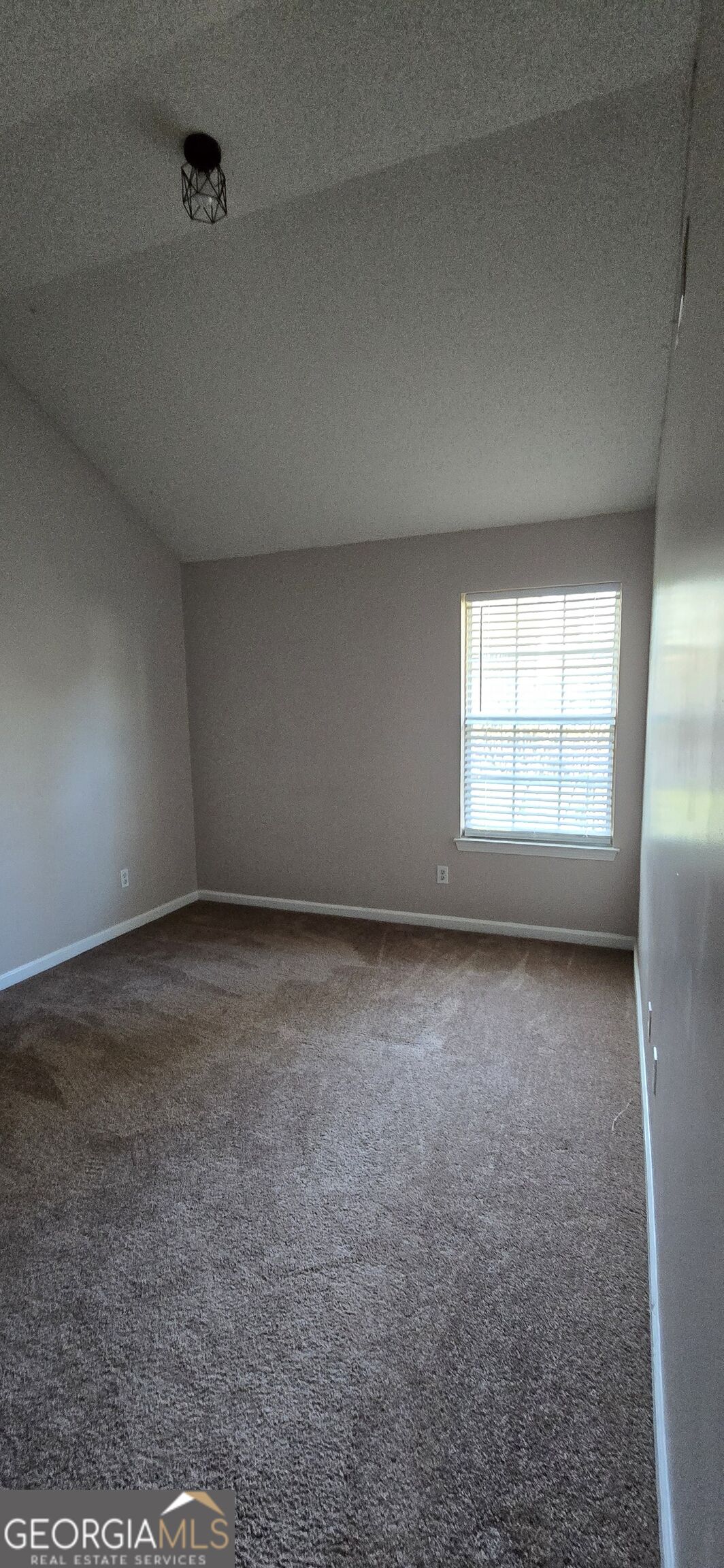 3644 Caseys Cove Property Photo 8