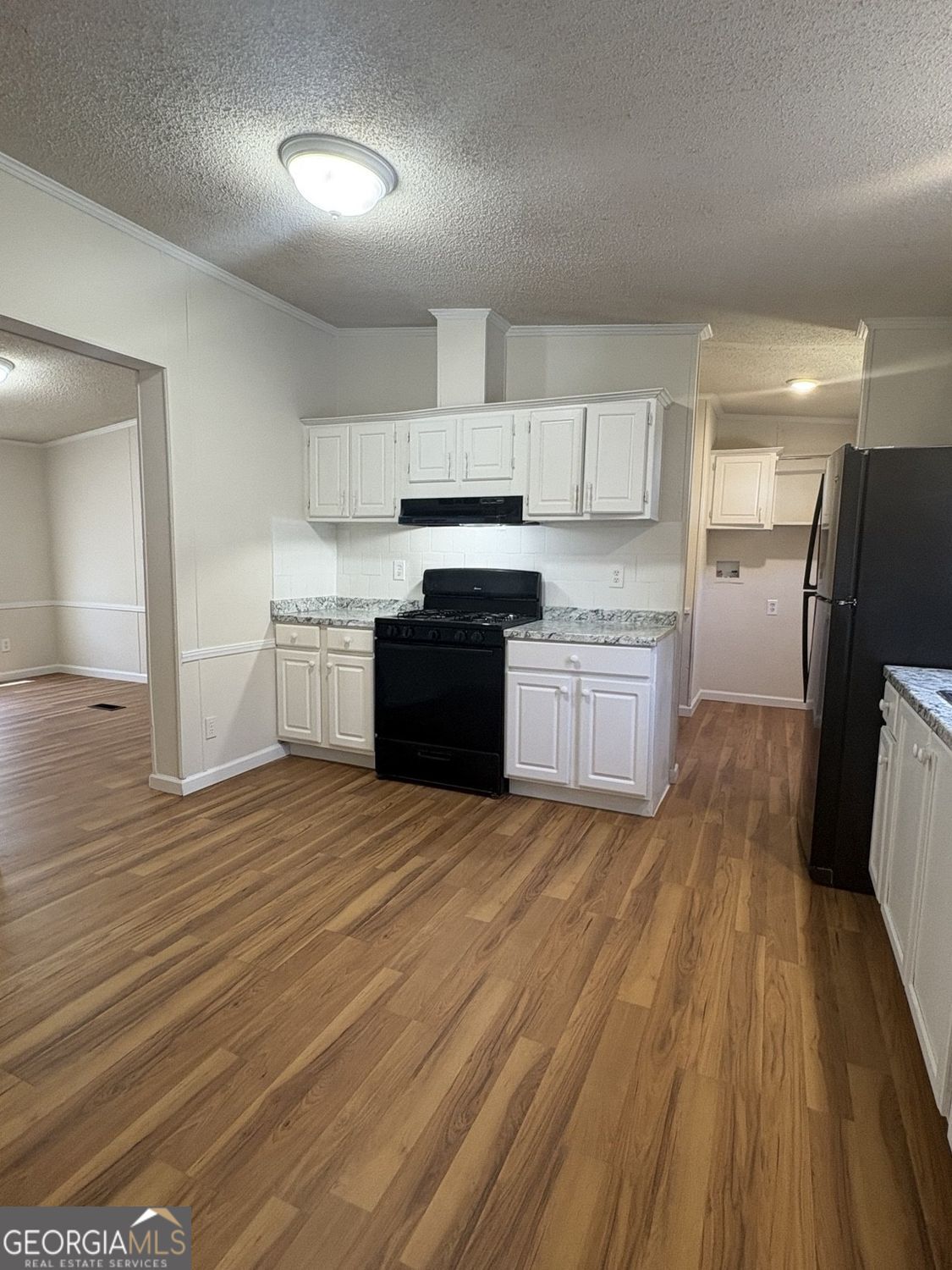 1025 Evergreen Drive Property Photo 8