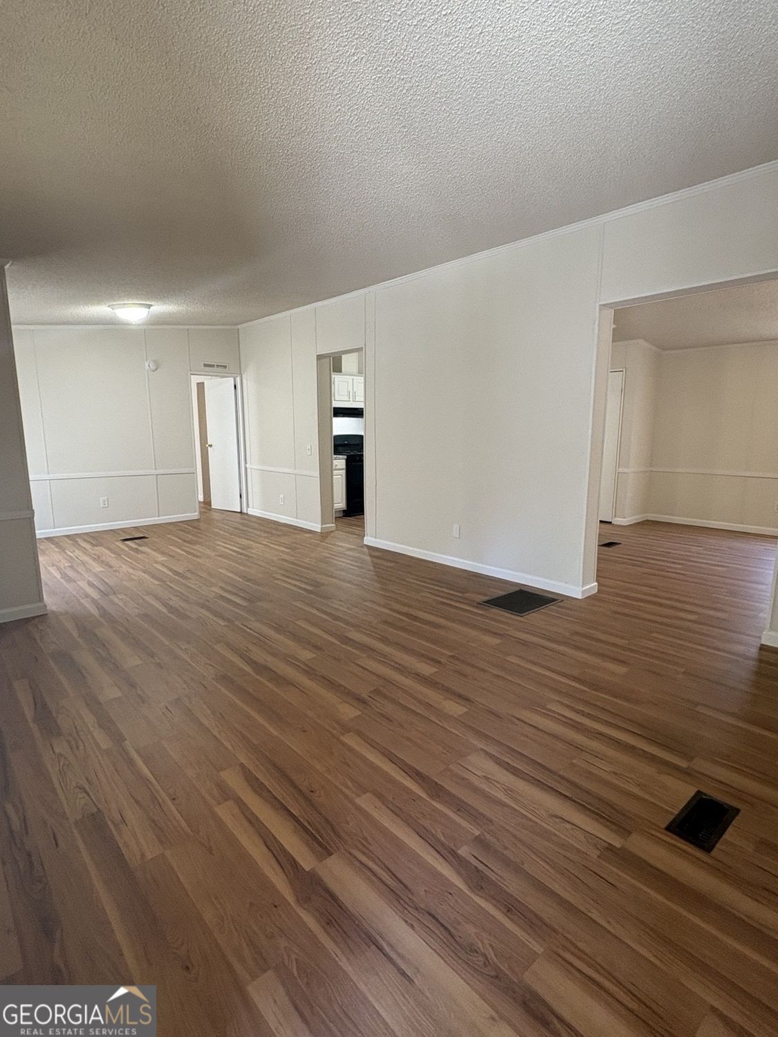 1025 Evergreen Drive Property Photo 10