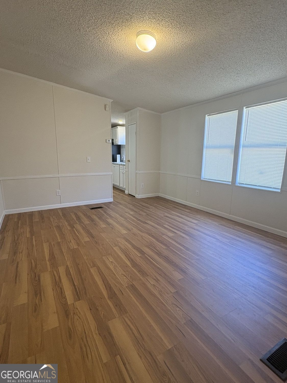 1025 Evergreen Drive Property Photo 11