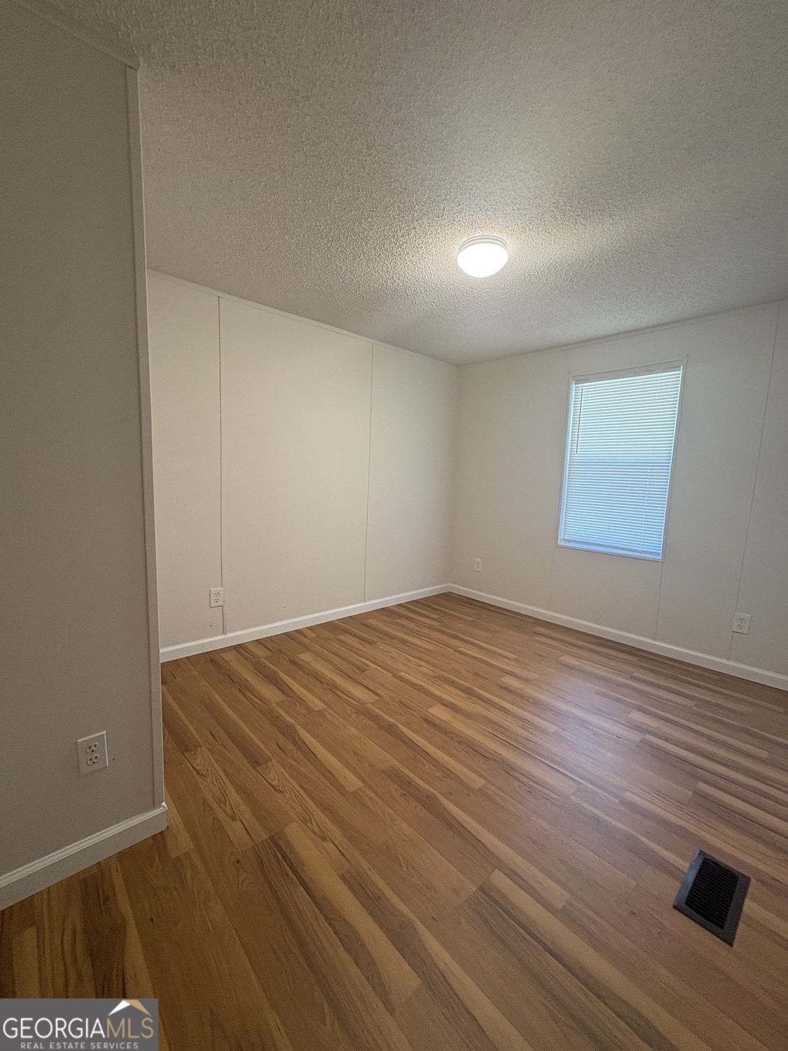 1025 Evergreen Drive Property Photo 16