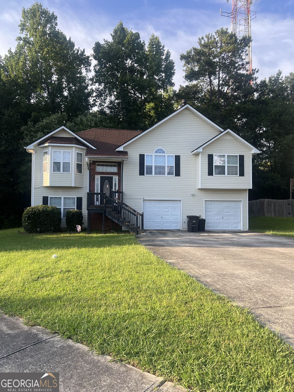 7247 Cedar Forest Drive Property Photo 1