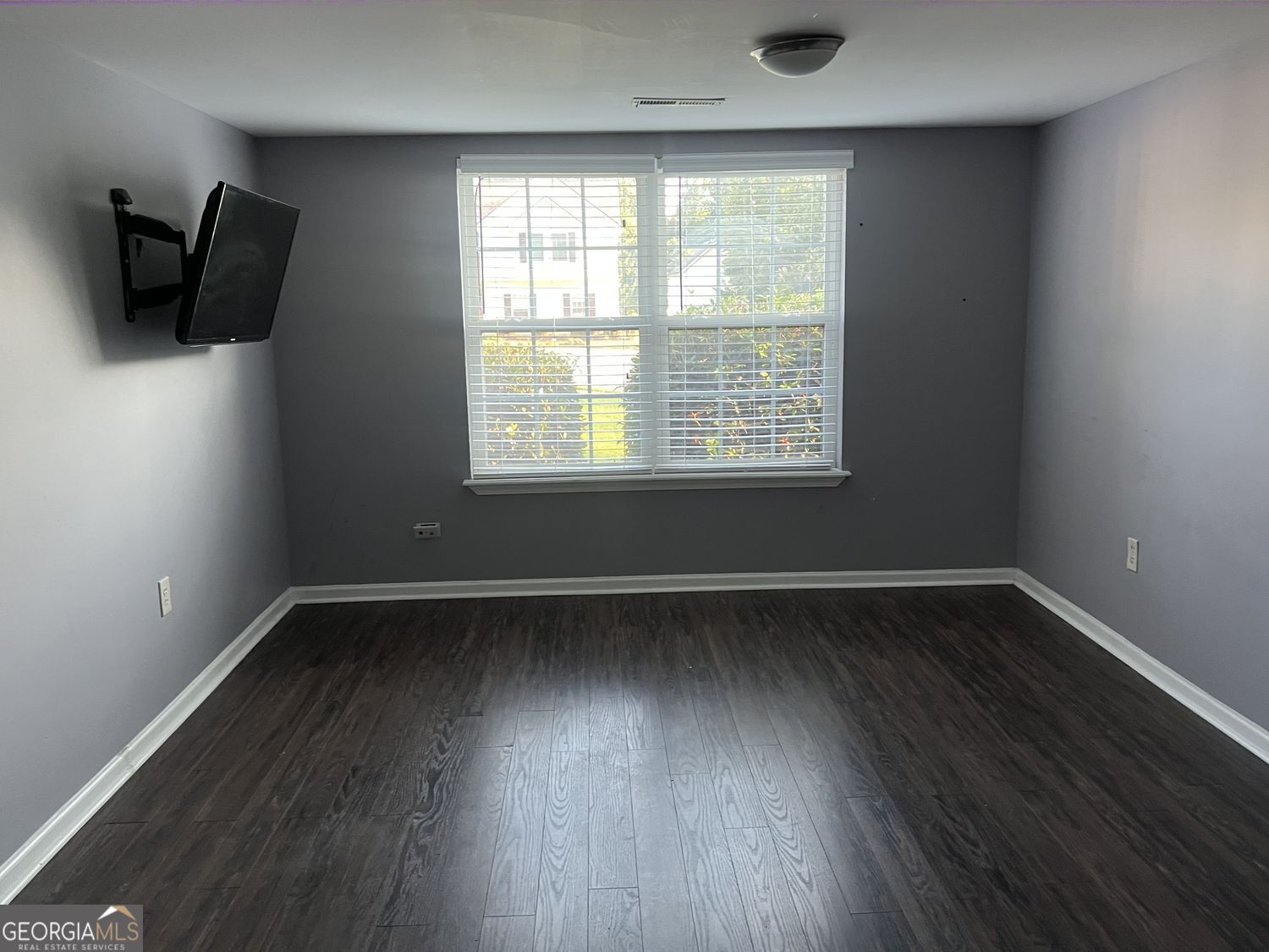 7247 Cedar Forest Drive Property Photo 34