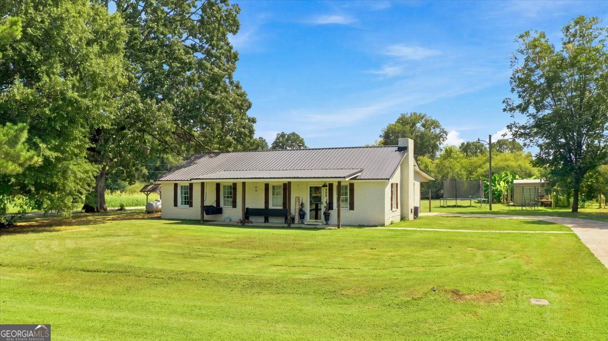 636 Yarbrough Road Property Photo 1