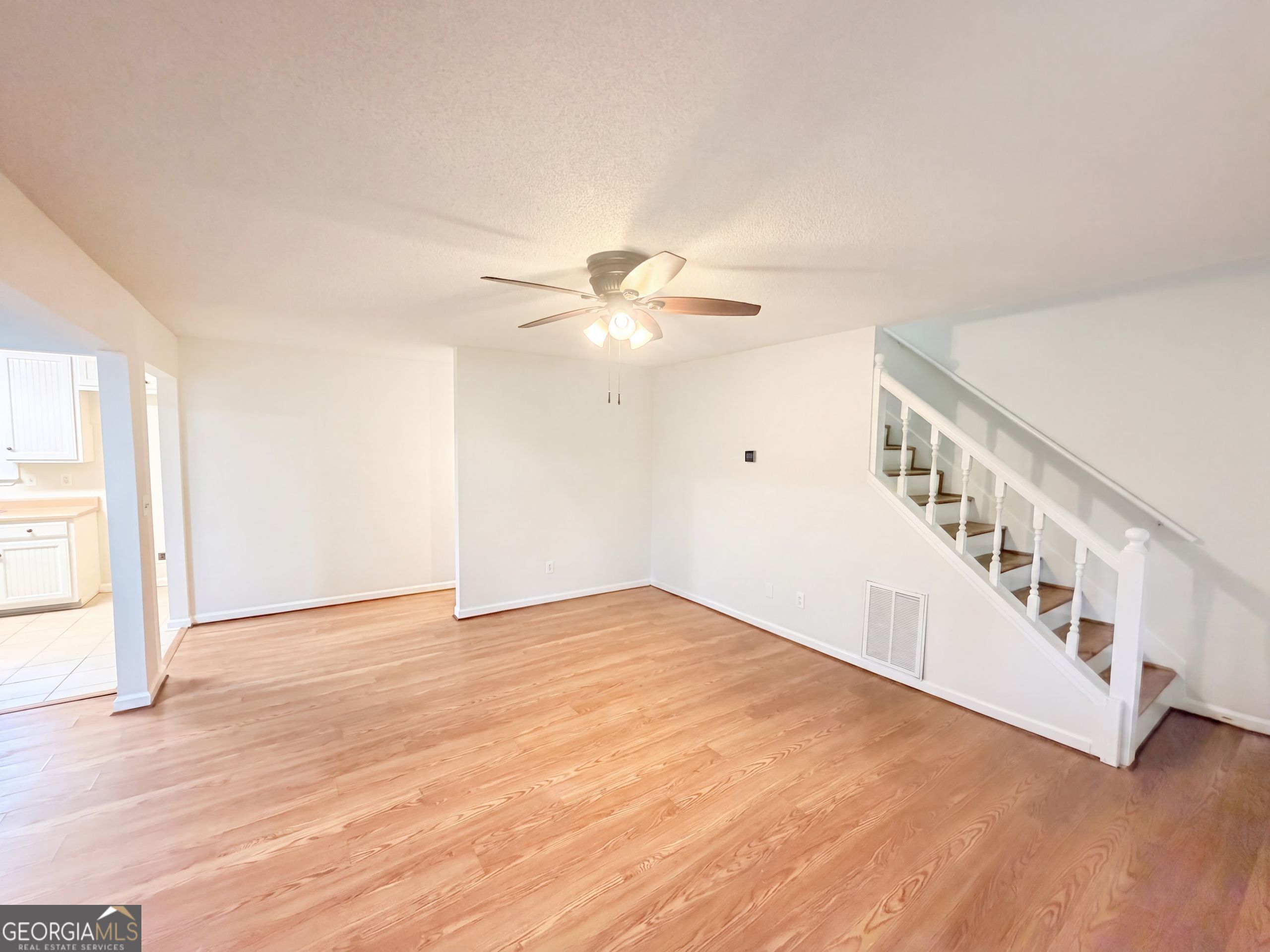 1784 Deer Court Nw Property Photo 3