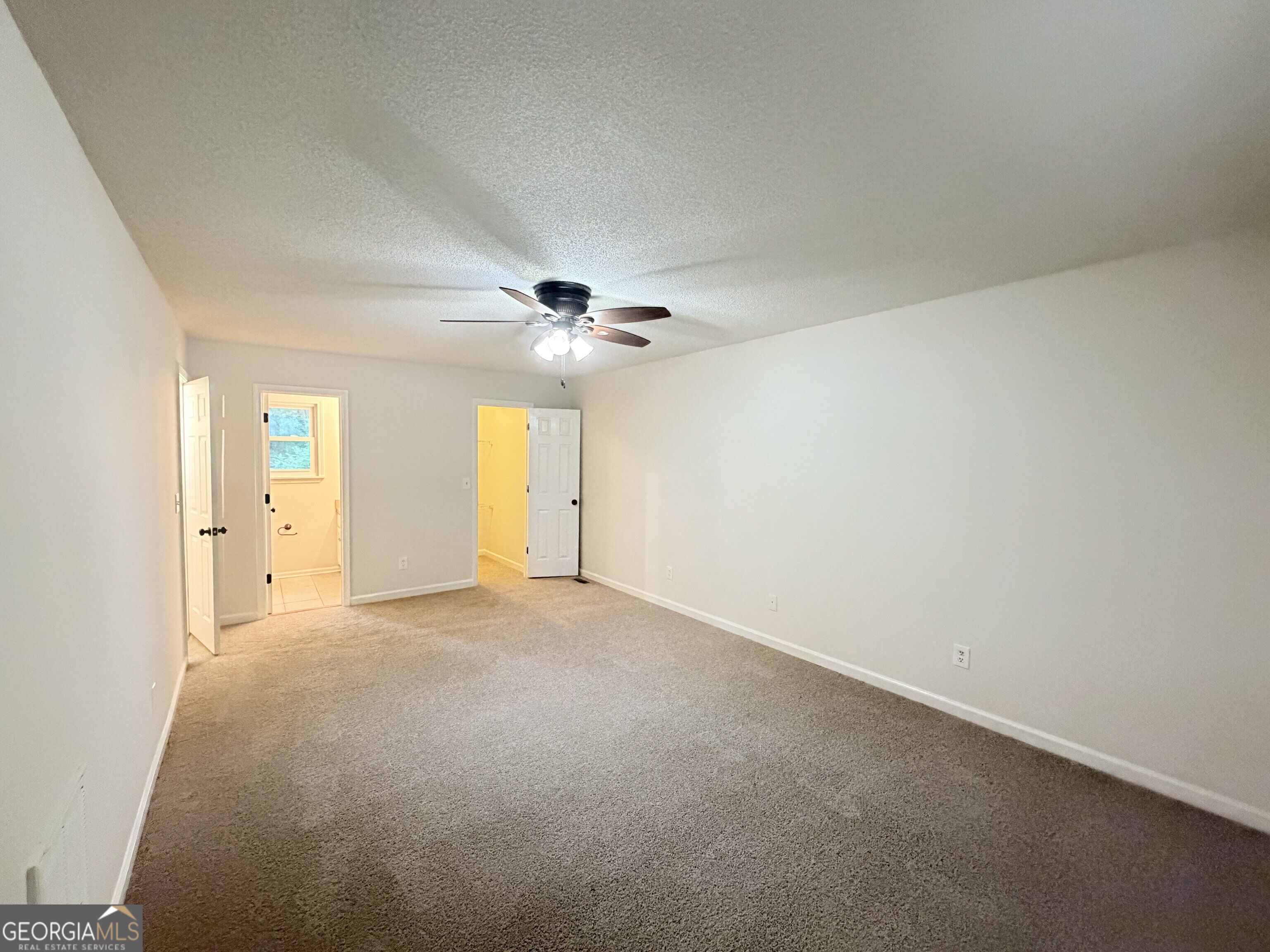 1784 Deer Court Nw Property Photo 4