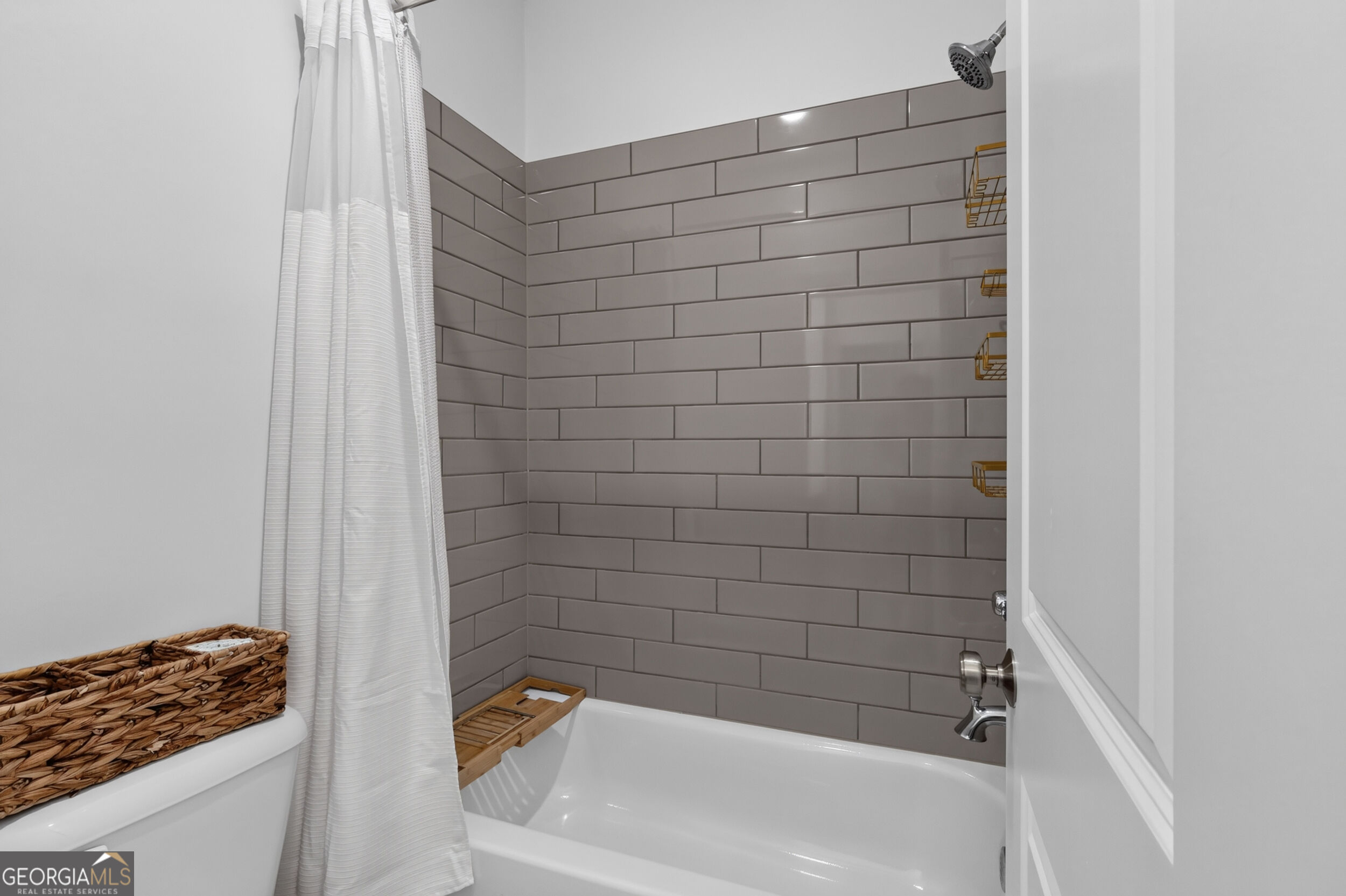 340 Olmstead Way Property Photo 20