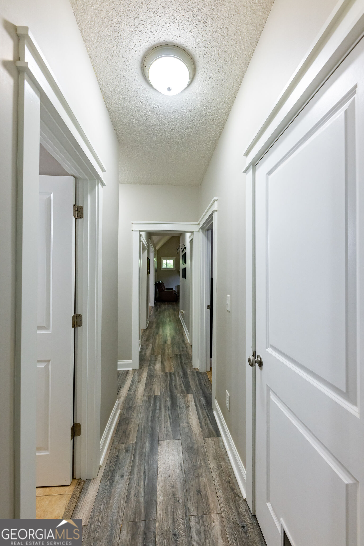 405 Barouche Drive Property Photo 13