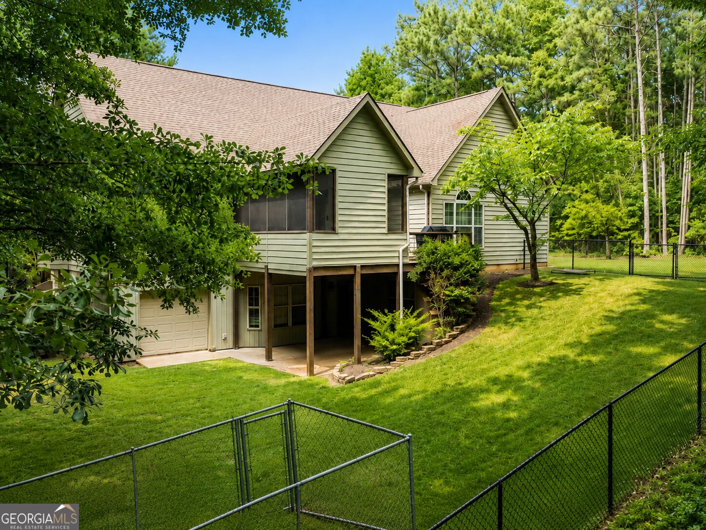 405 Barouche Drive Property Photo 48
