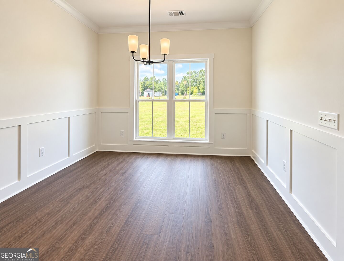 202 Bald Cypress Court Property Photo 6