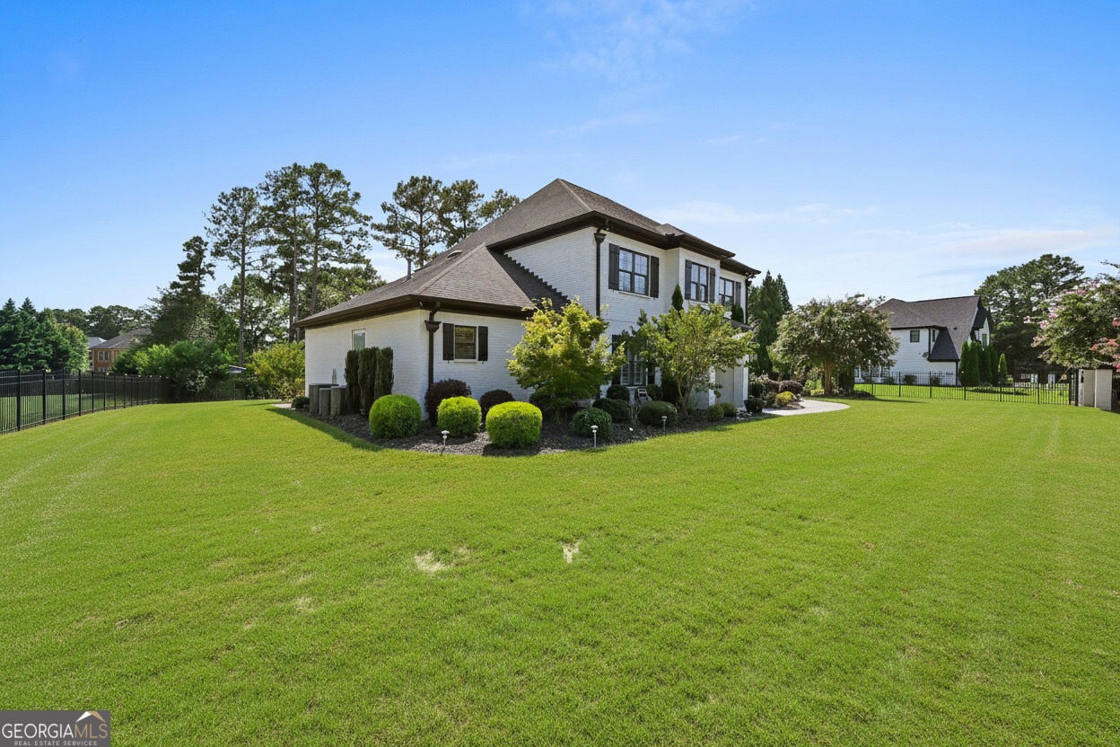 861 Bailey Woods Road Property Photo 3