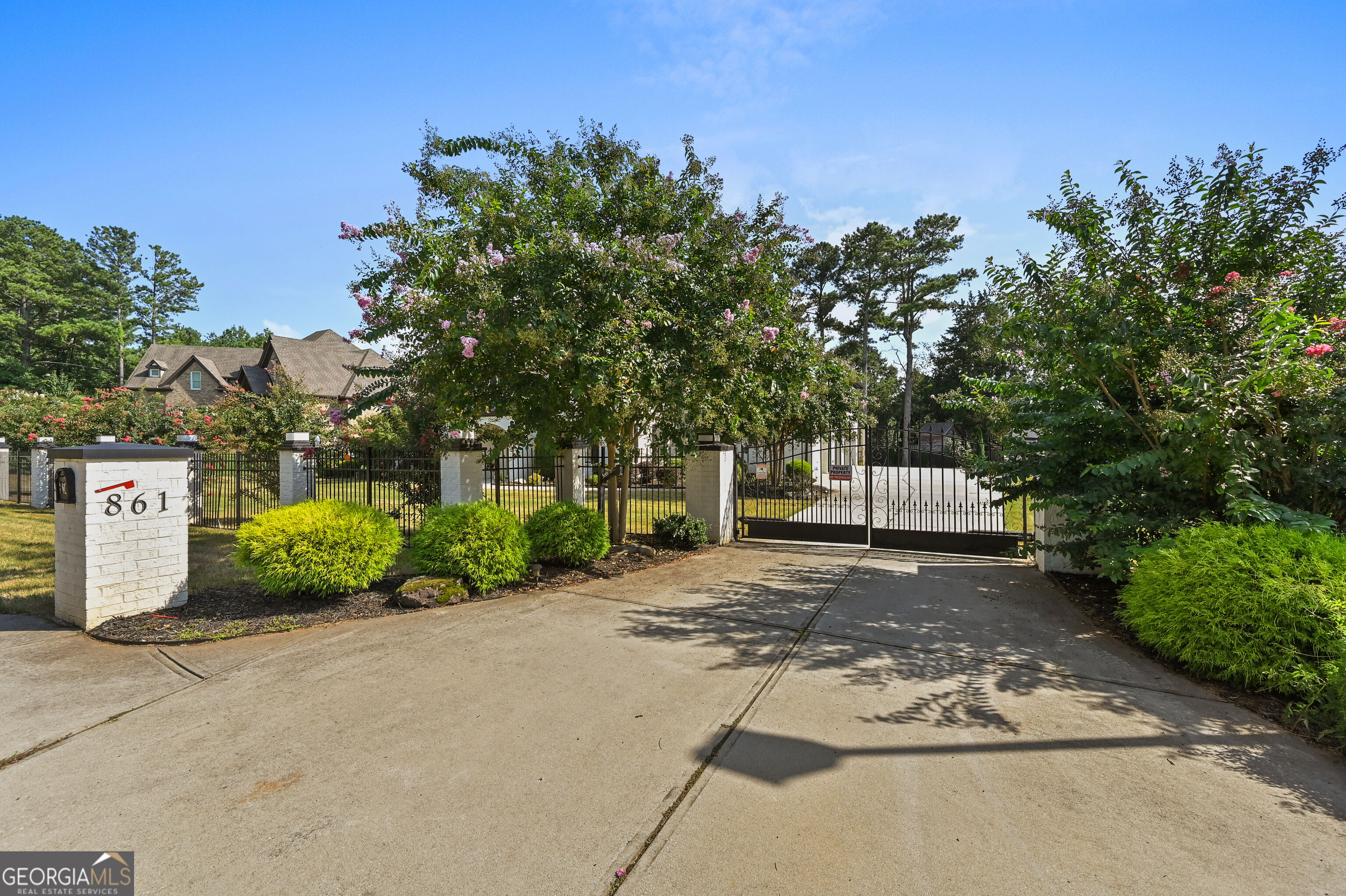 861 Bailey Woods Road Property Photo 8