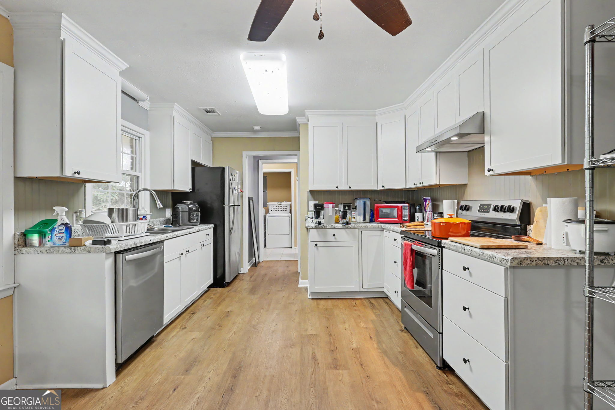 692 Allen Anderson Road Property Photo 4