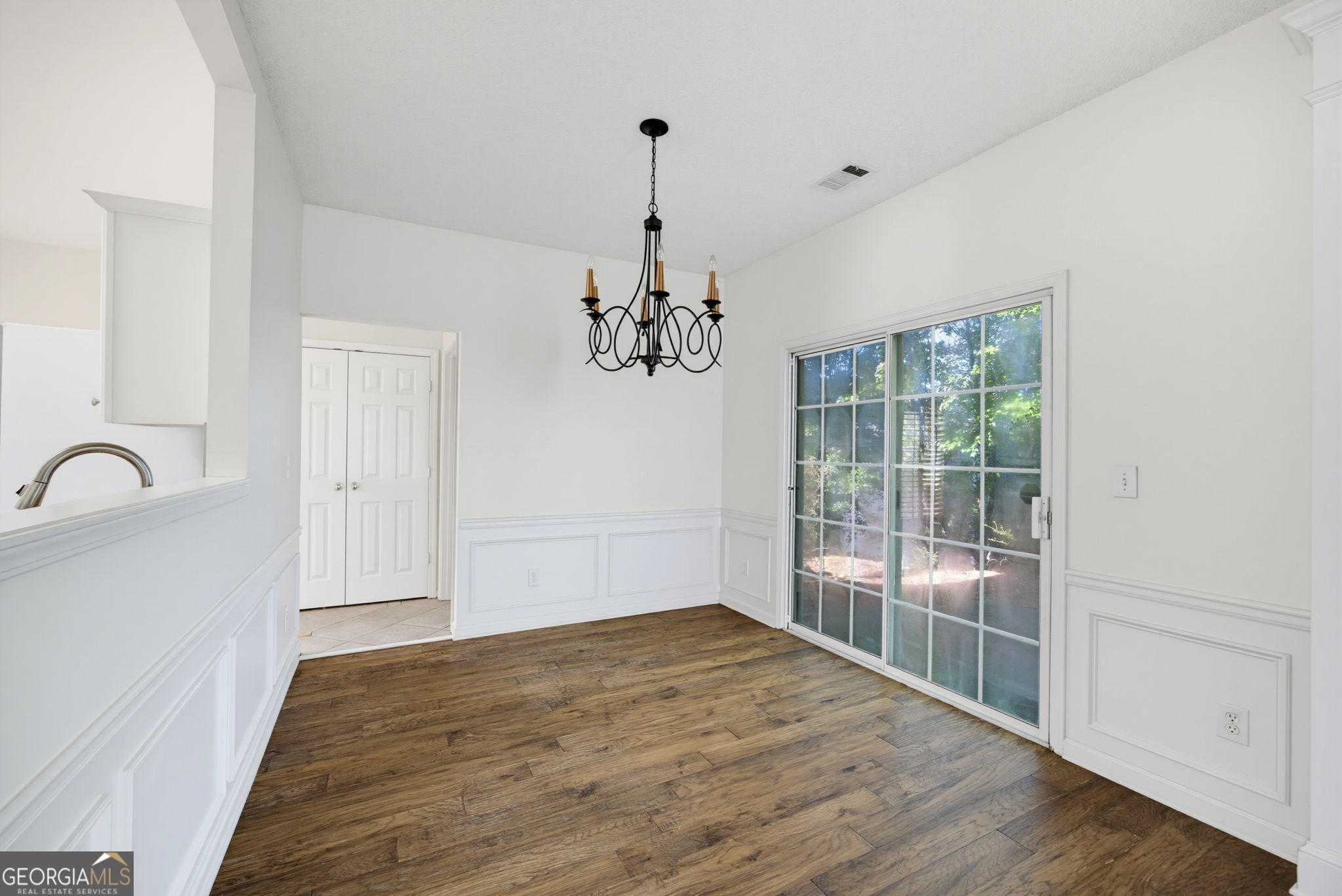 2599 Alvecot Circle Se Property Photo 8