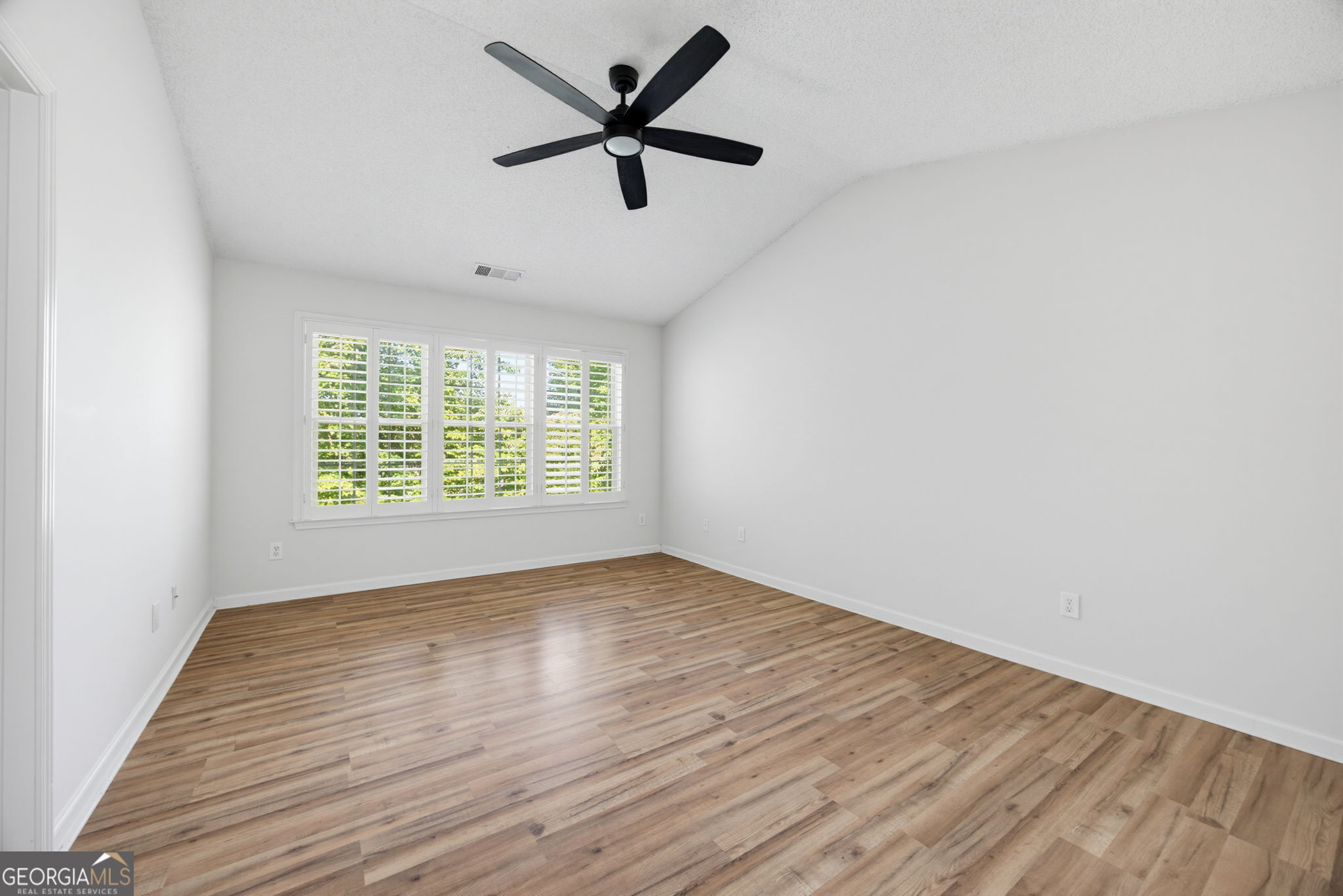 2599 Alvecot Circle Se Property Photo 14