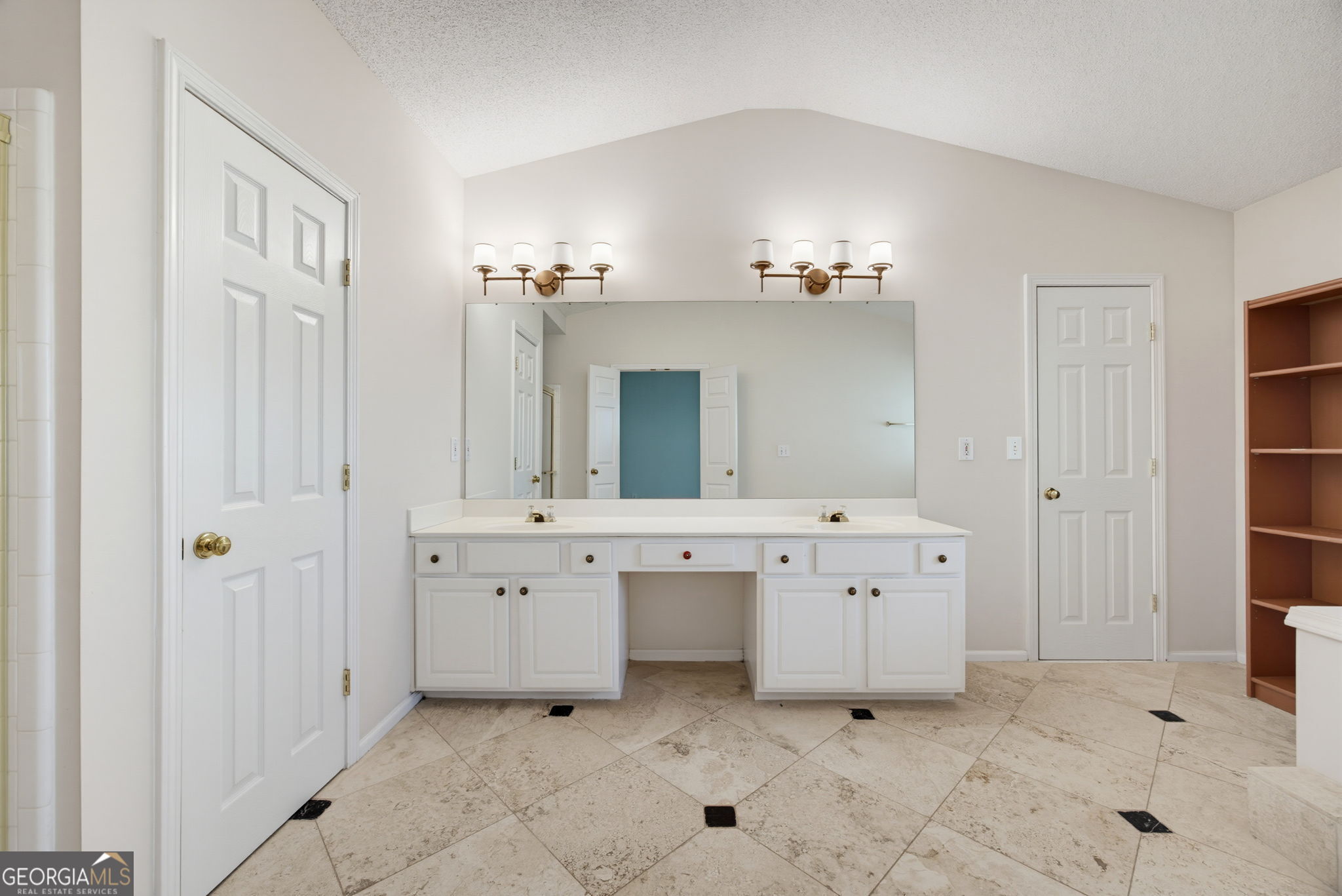 2599 Alvecot Circle Se Property Photo 16