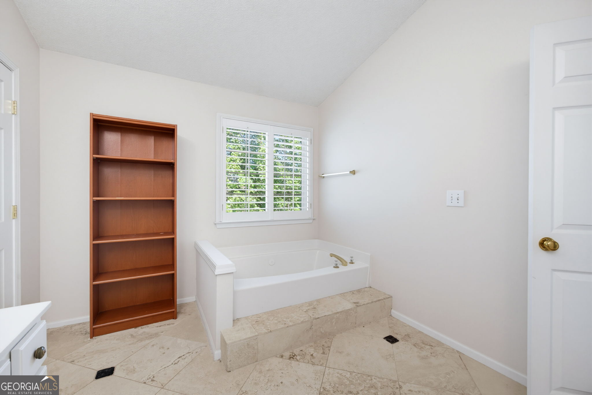2599 Alvecot Circle Se Property Photo 18