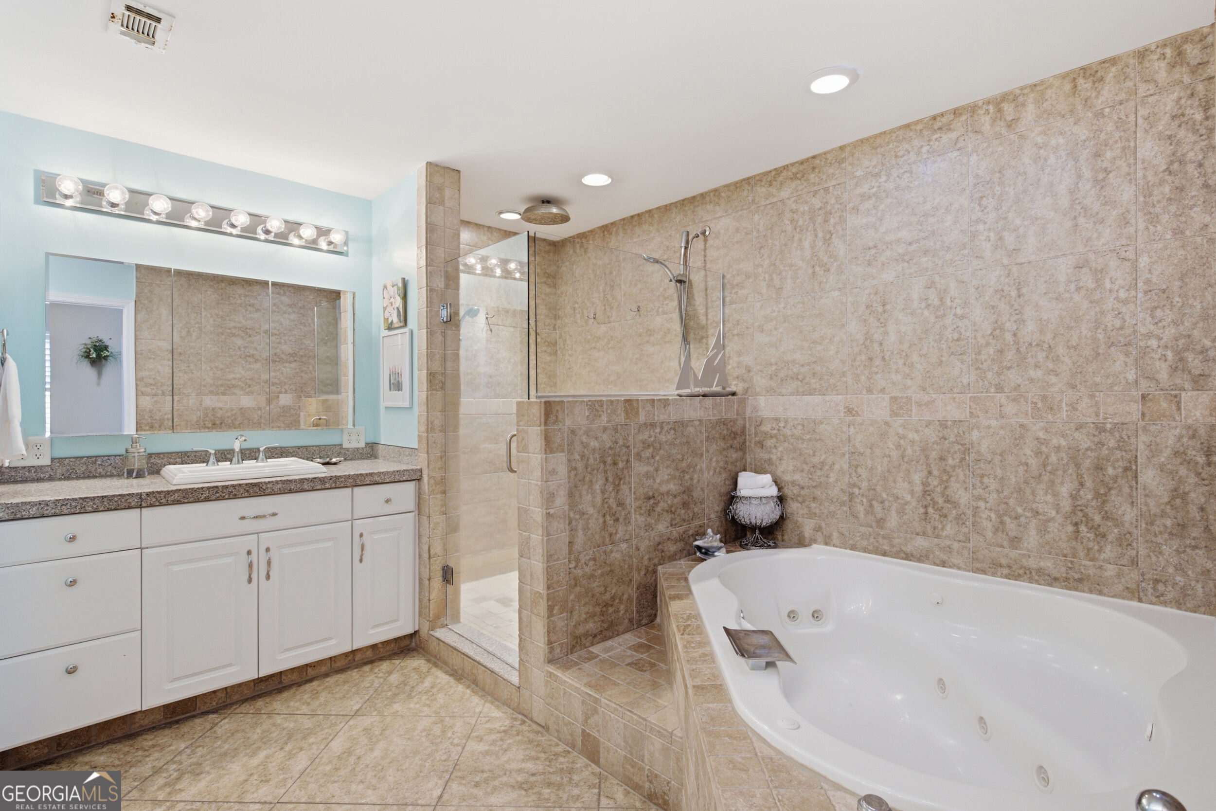 1007 Mallery Street Property Photo 33