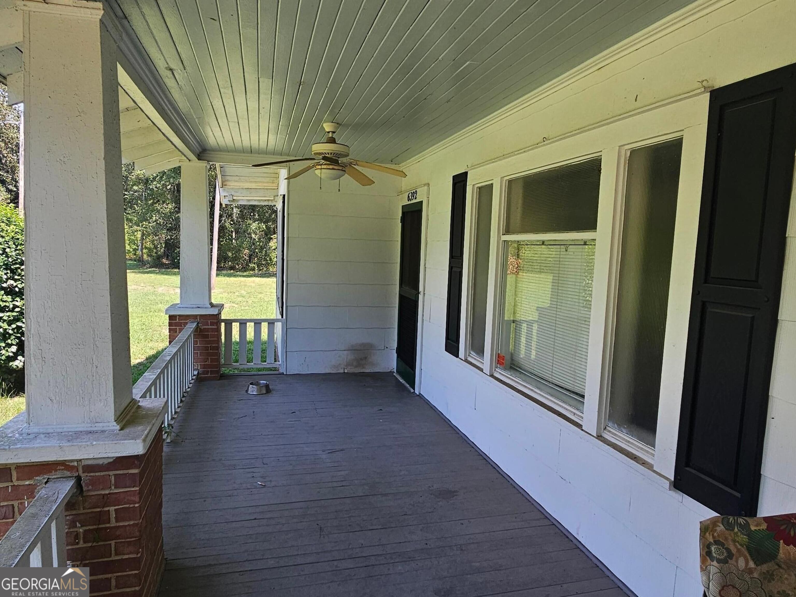 6392 Arcola Road Property Photo 2