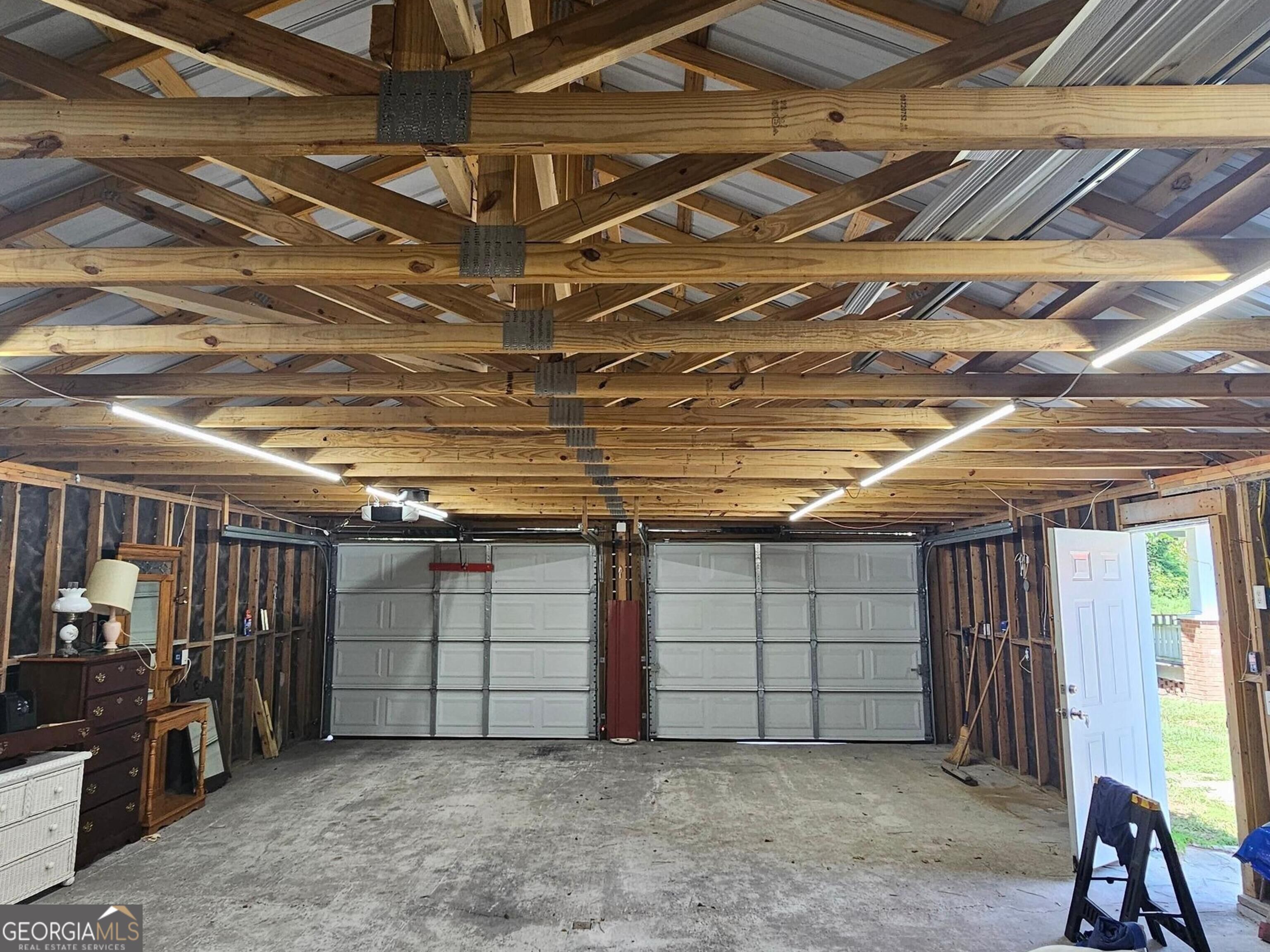6392 Arcola Road Property Photo 3