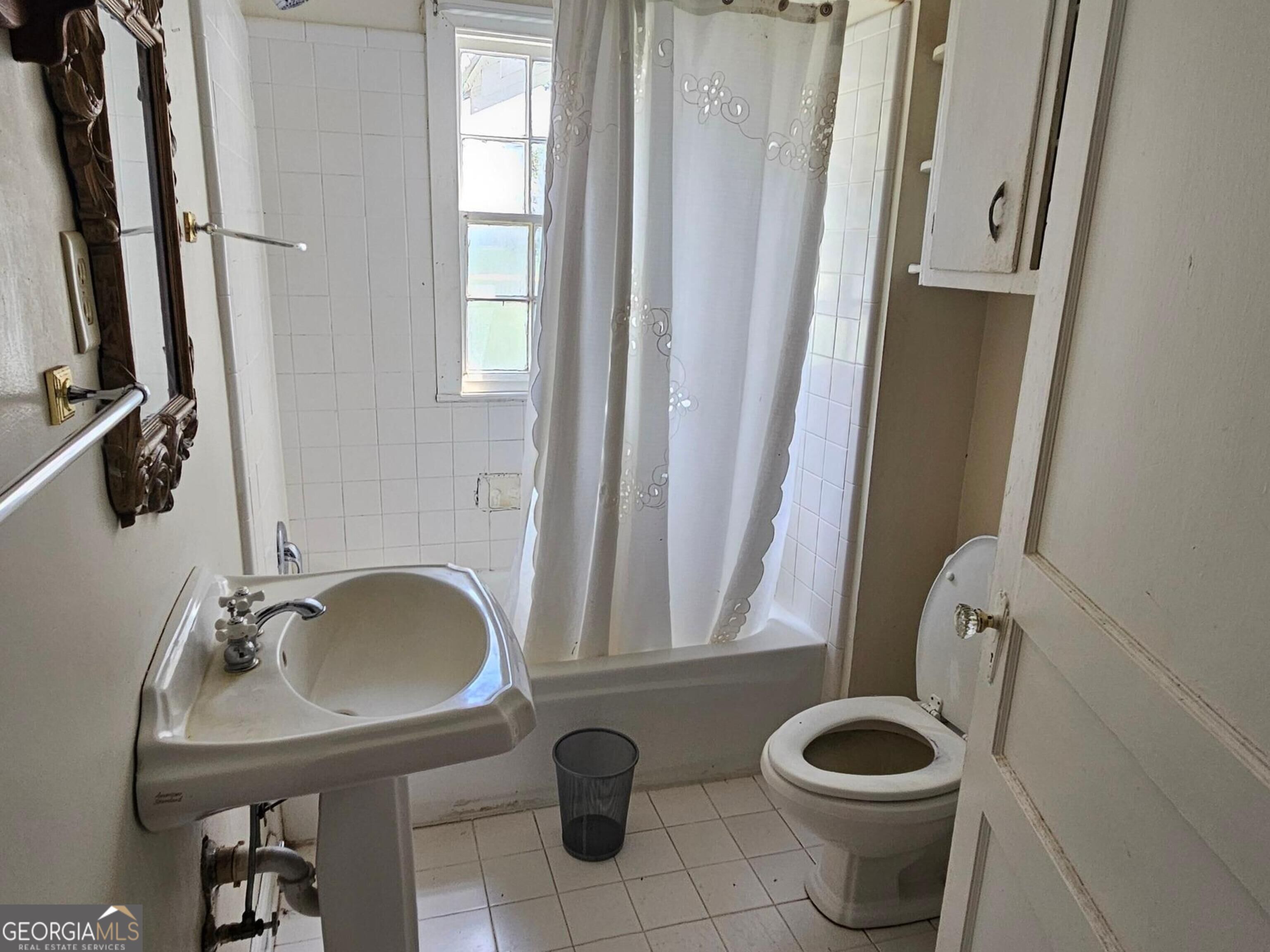 6392 Arcola Road Property Photo 7