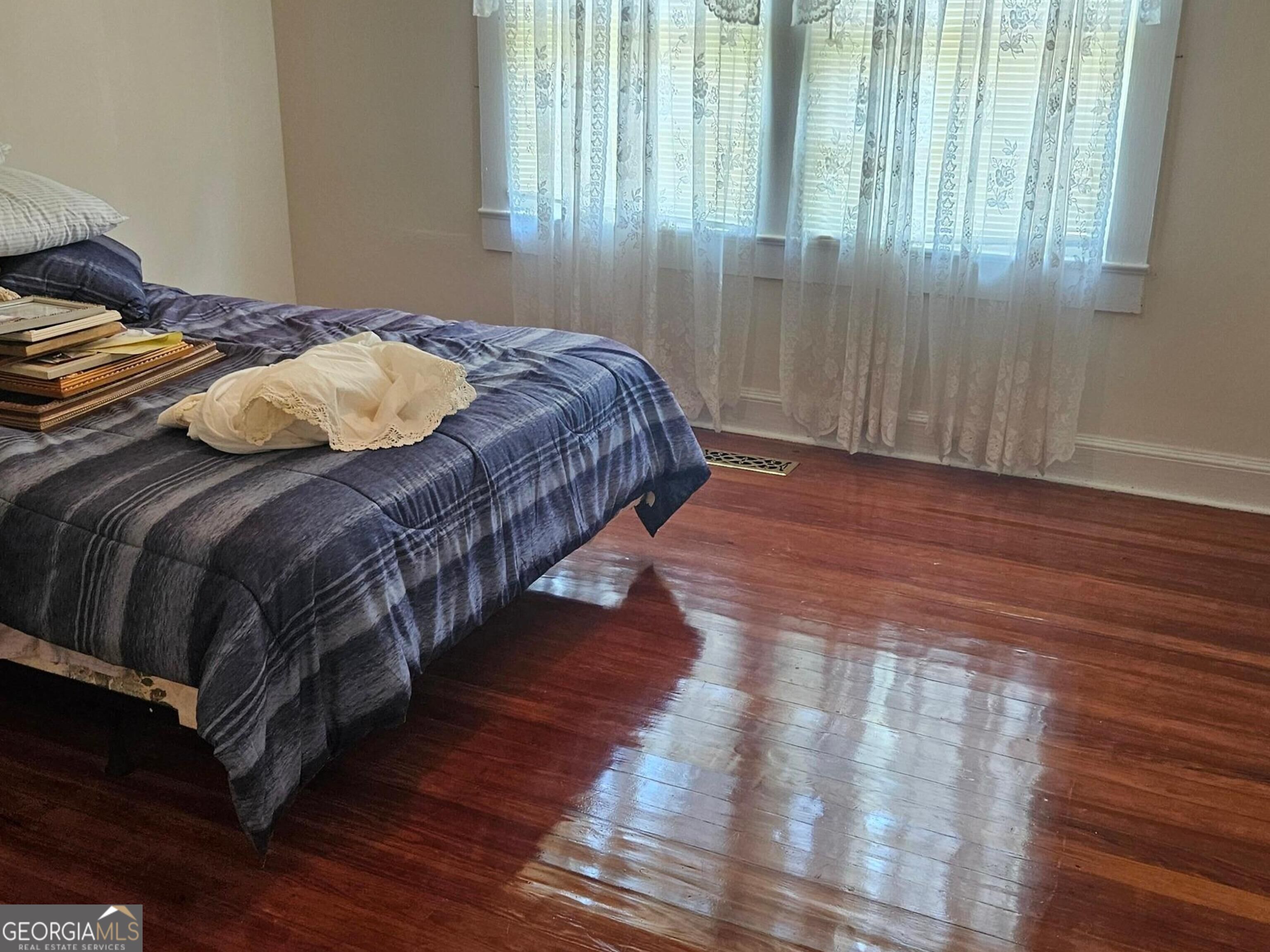 6392 Arcola Road Property Photo 9