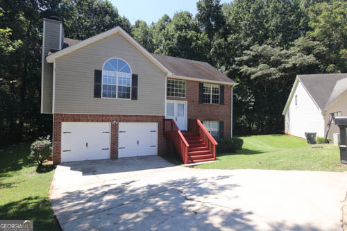 1094 Sugarcreek Way Property Photo 2