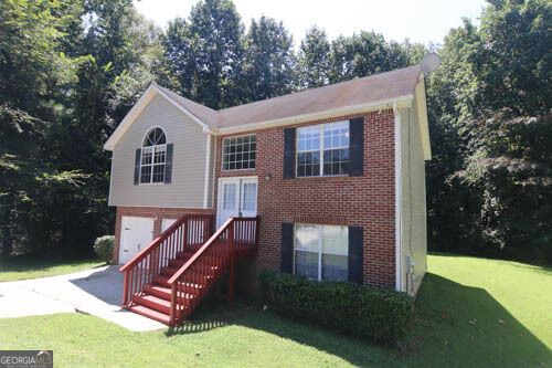 1094 Sugarcreek Way Property Photo 4