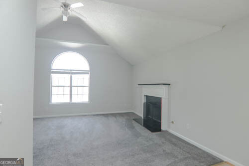 1094 Sugarcreek Way Property Photo 8