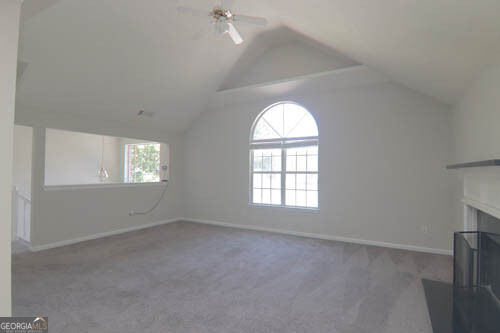 1094 Sugarcreek Way Property Photo 9