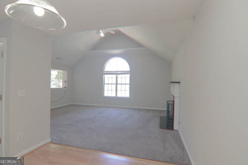 1094 Sugarcreek Way Property Photo 10